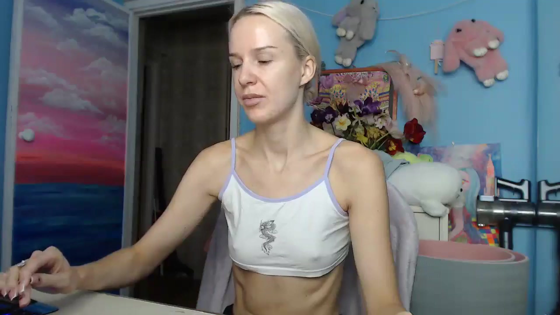 Gallery image thumbnail from Malina_kitty's myfreecams stream on, 05/12/2025, 05:38 image 12 of 20