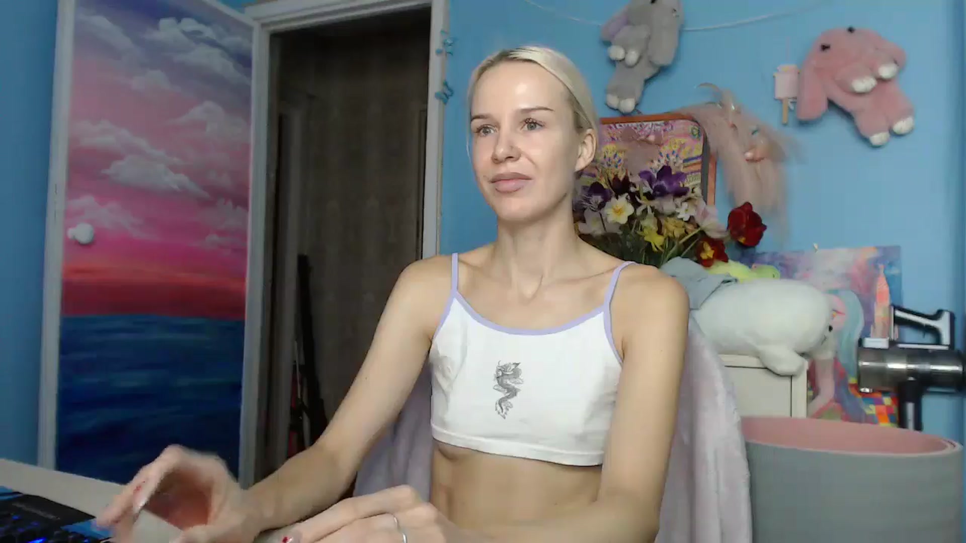 Gallery image thumbnail from Malina_kitty's myfreecams stream on, 05/12/2025, 05:38 image 10 of 20