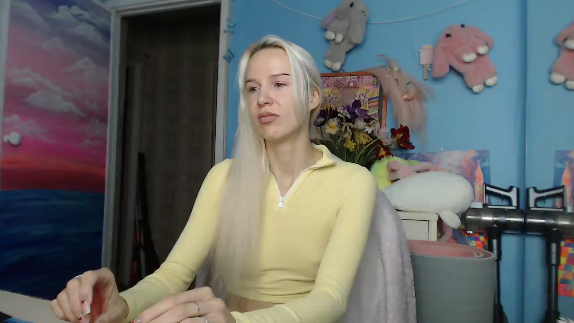 Gallery image thumbnail from Malina_kitty's myfreecams stream on, 05/13/2025, 05:17 image 3 of 20