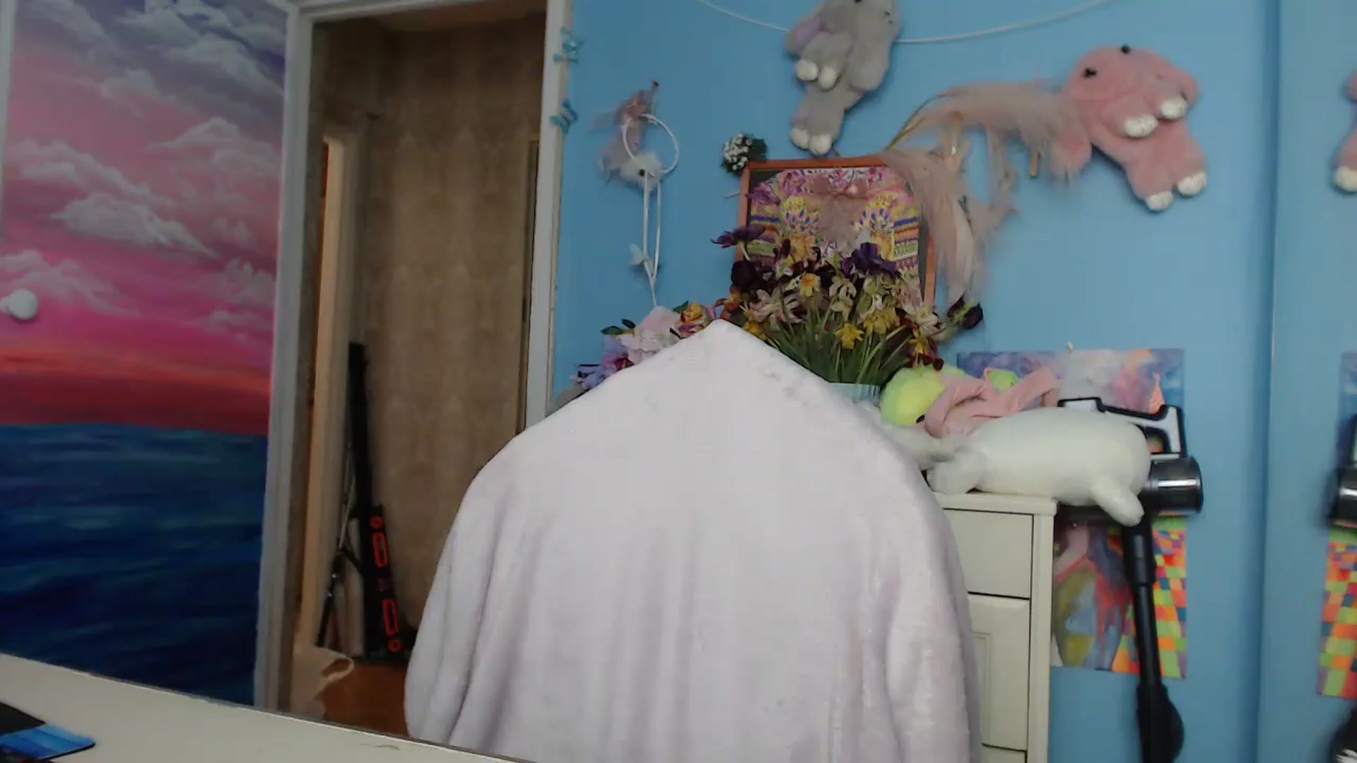Gallery image thumbnail from Malina_kitty's myfreecams stream on, 05/15/2025, 05:24 image 6 of 20