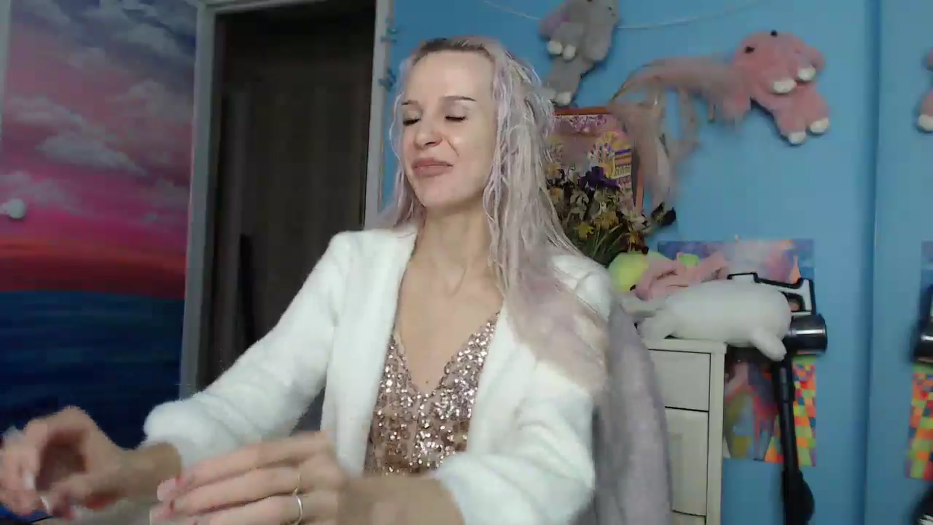 Gallery image thumbnail from Malina_kitty's myfreecams stream on, 05/15/2025, 05:24 image 16 of 20