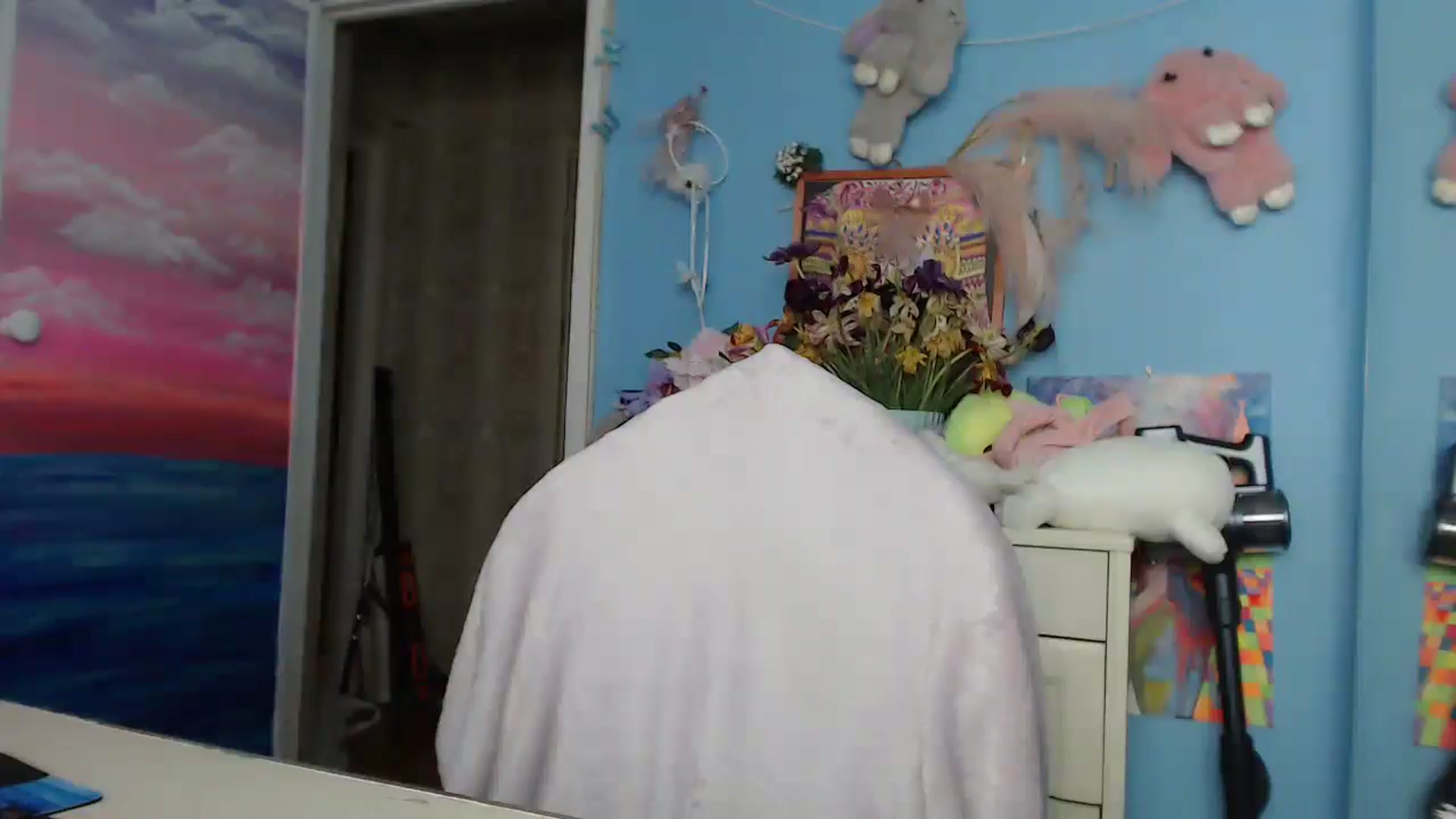 Gallery image thumbnail from Malina_kitty's myfreecams stream on, 05/15/2025, 05:24 image 19 of 20