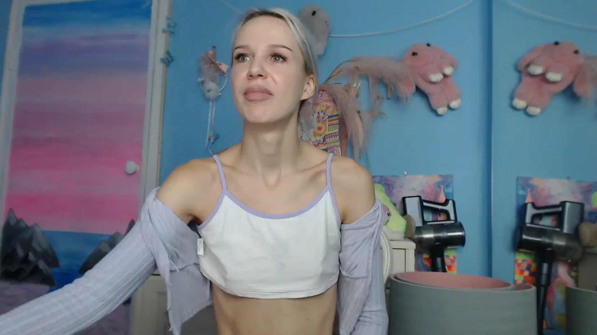 Gallery image thumbnail from Malina_kitty's myfreecams stream on, 05/17/2025, 06:08 image 4 of 20