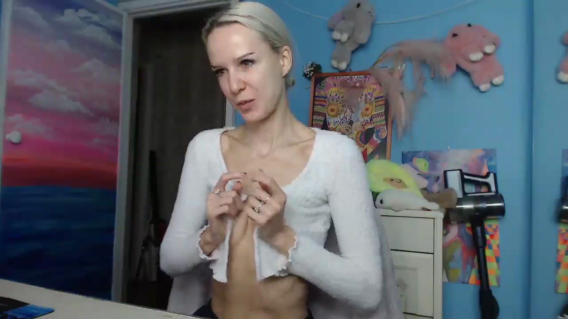 Gallery image thumbnail from Malina_kitty's myfreecams stream on, 05/19/2025, 05:16 image 18 of 20