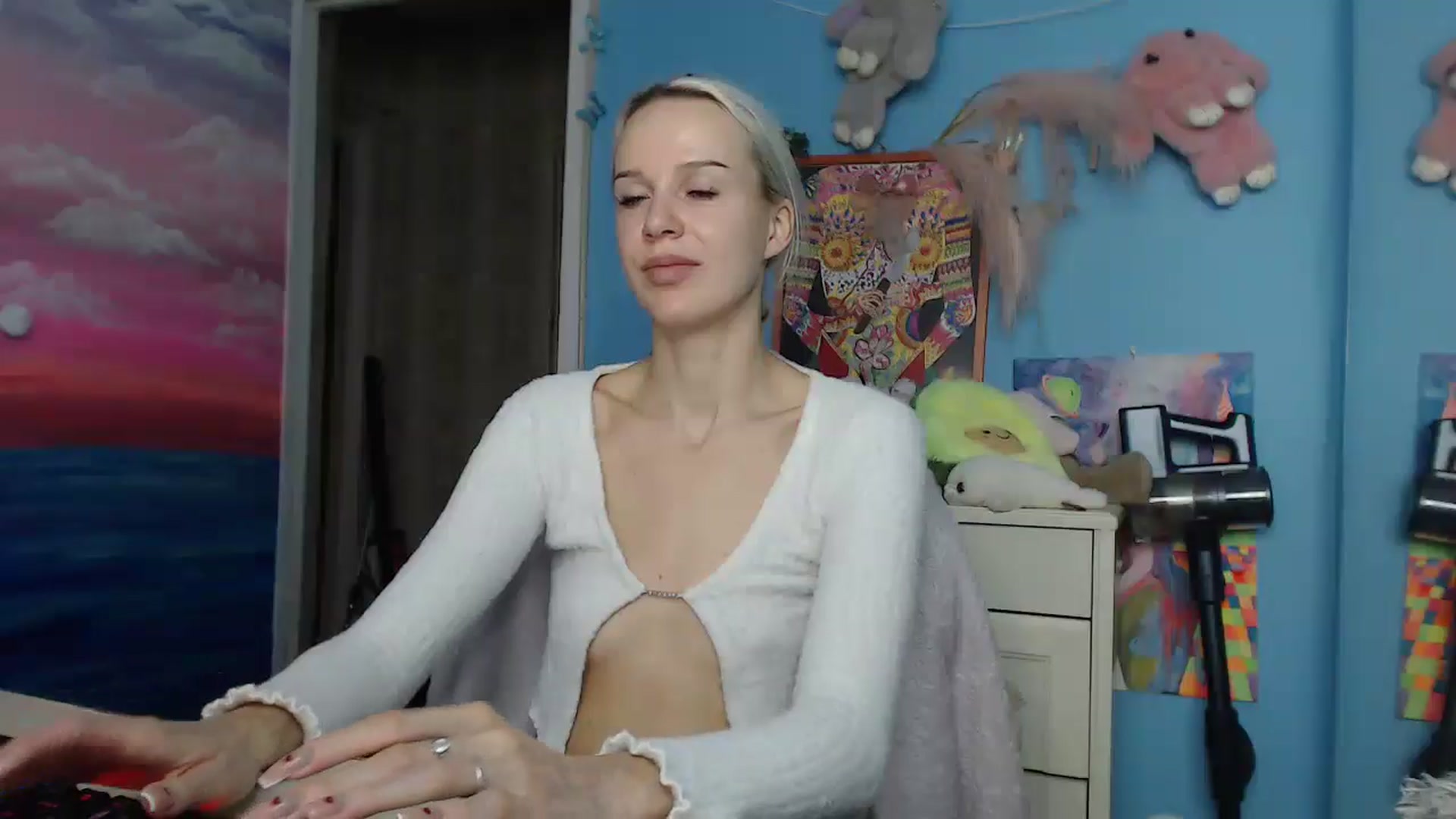 Gallery image thumbnail from Malina_kitty's myfreecams stream on, 05/19/2025, 05:16 image 2 of 20