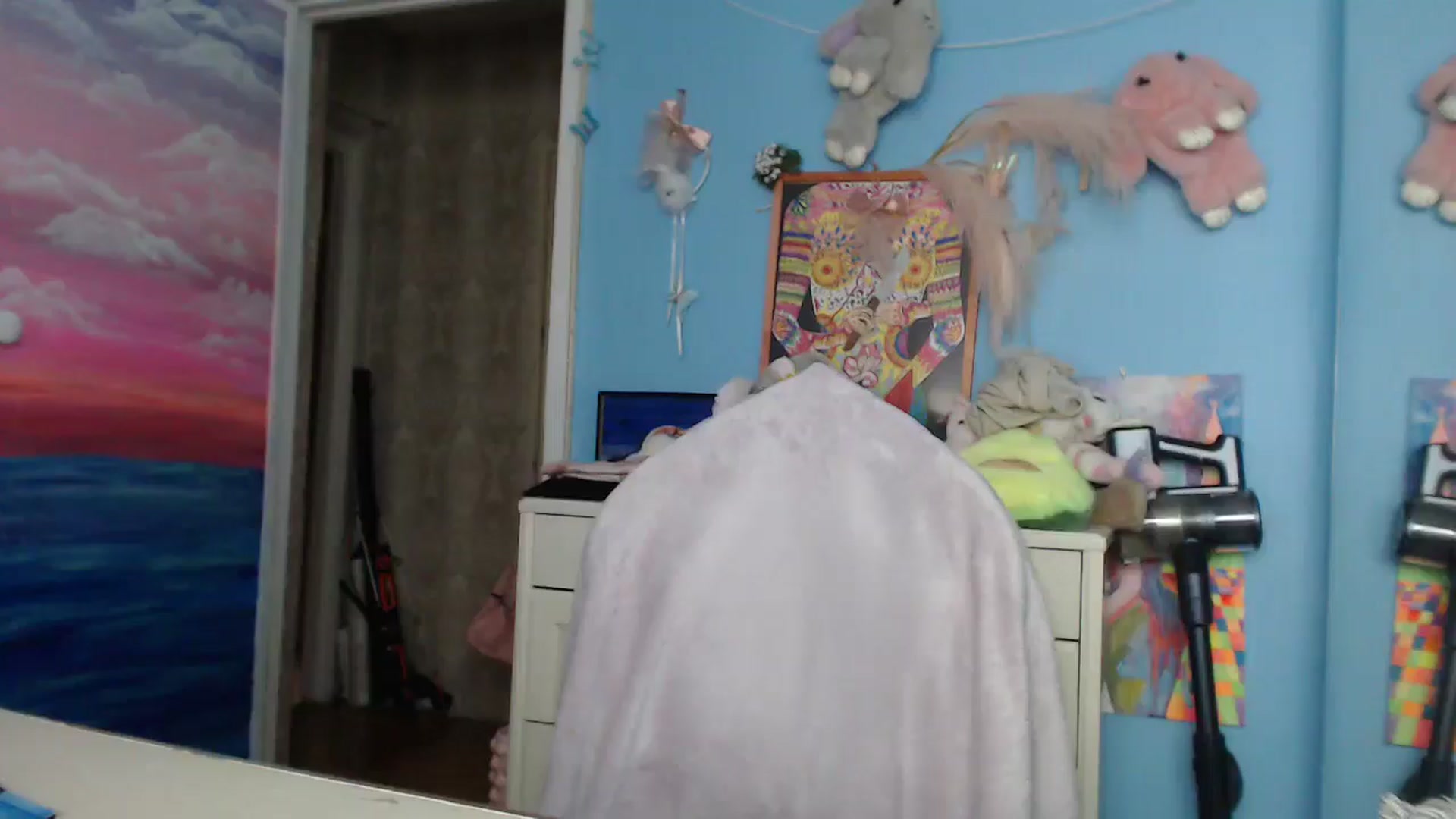 Gallery image thumbnail from Malina_kitty's myfreecams stream on, 05/26/2025, 04:53 image 14 of 20