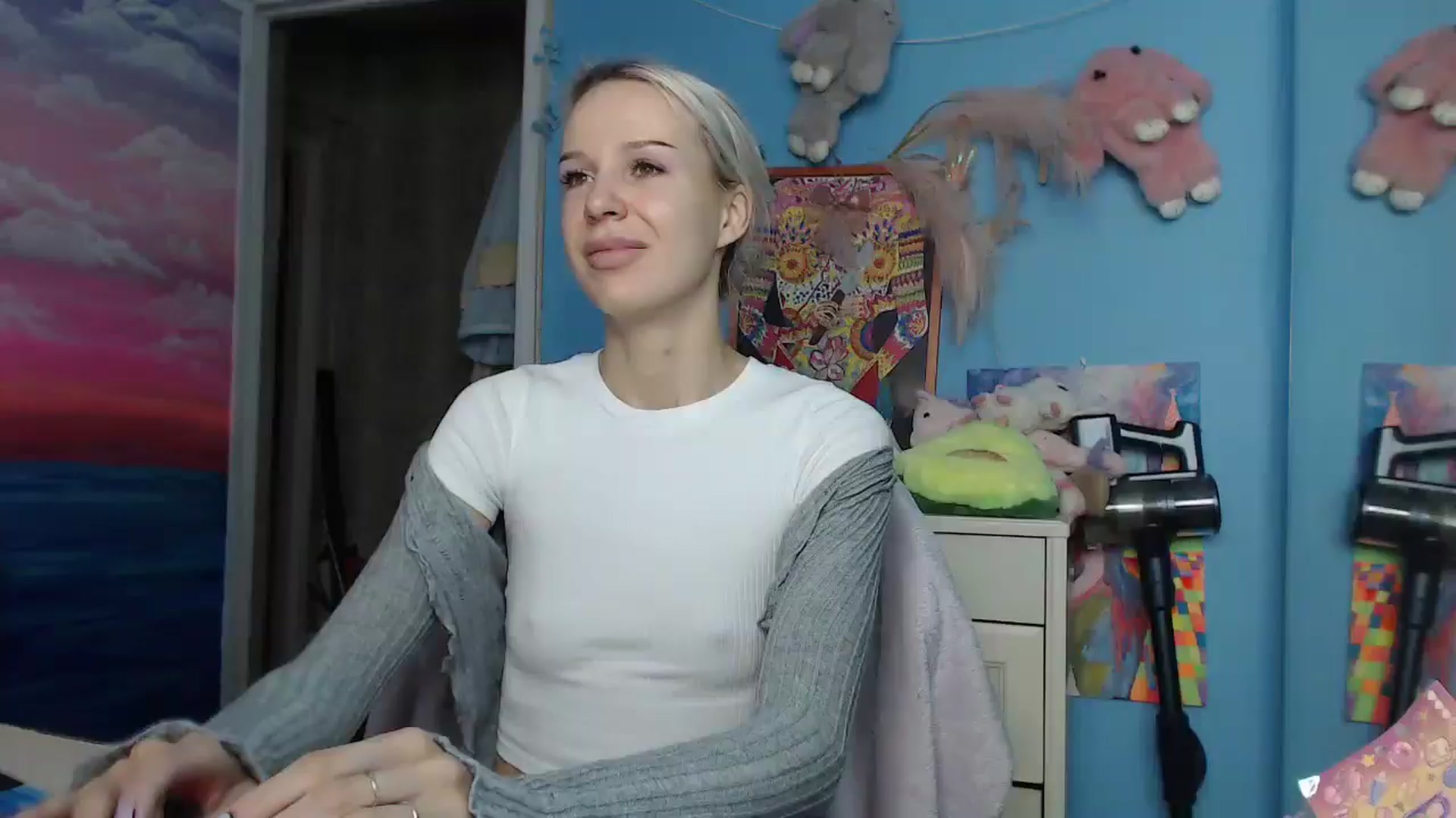 Gallery image thumbnail from Malina_kitty's myfreecams stream on, 05/27/2025, 04:55 image 1 of 20