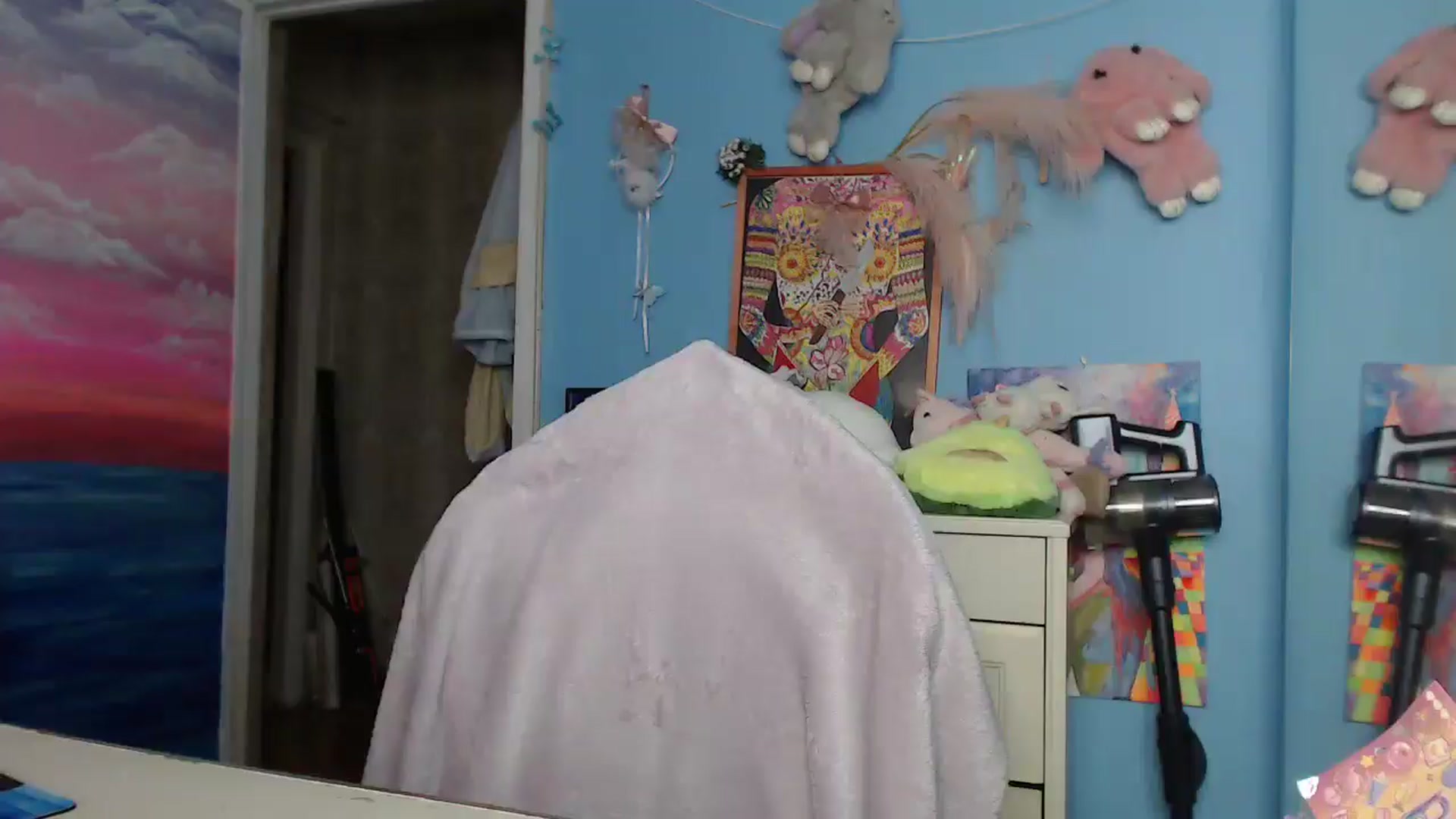 Gallery image thumbnail from Malina_kitty's myfreecams stream on, 05/27/2025, 04:55 image 16 of 20
