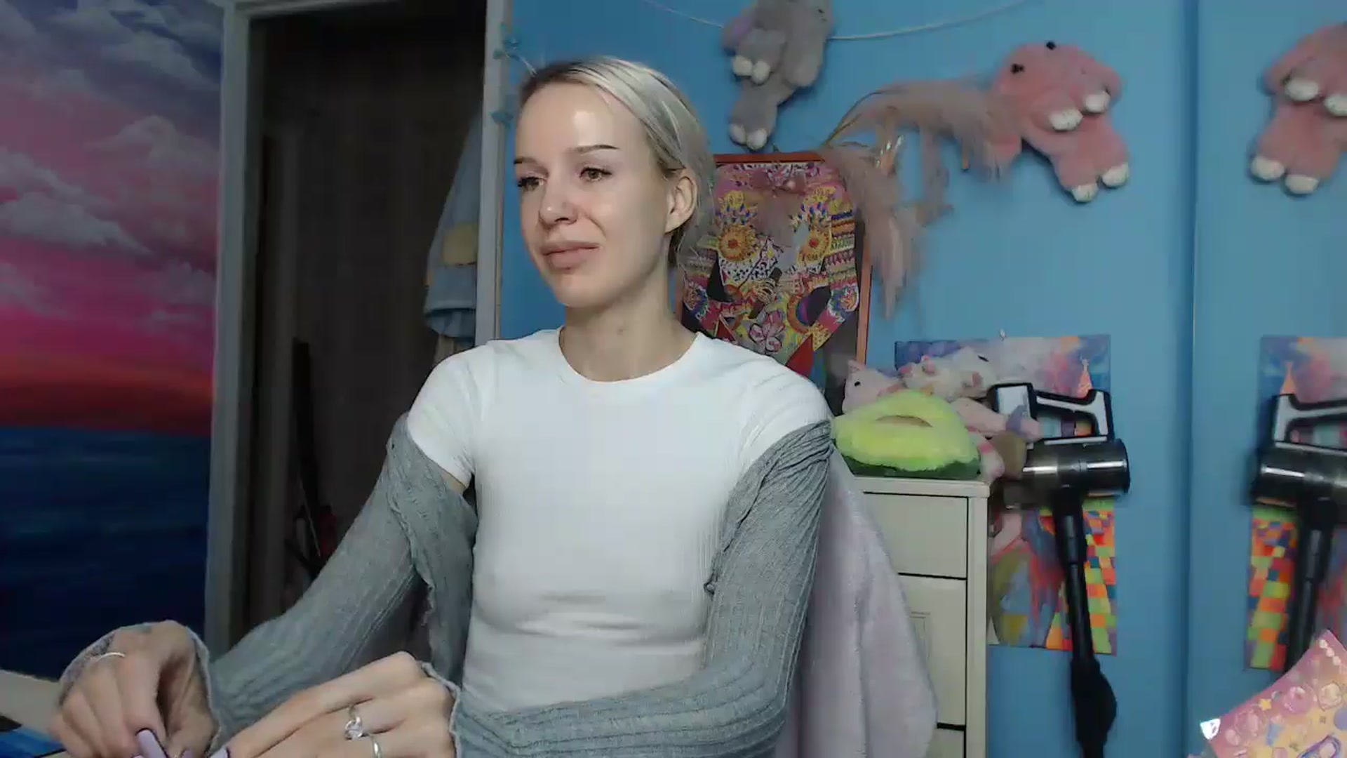 Gallery image thumbnail from Malina_kitty's myfreecams stream on, 05/27/2025, 04:55 image 12 of 20