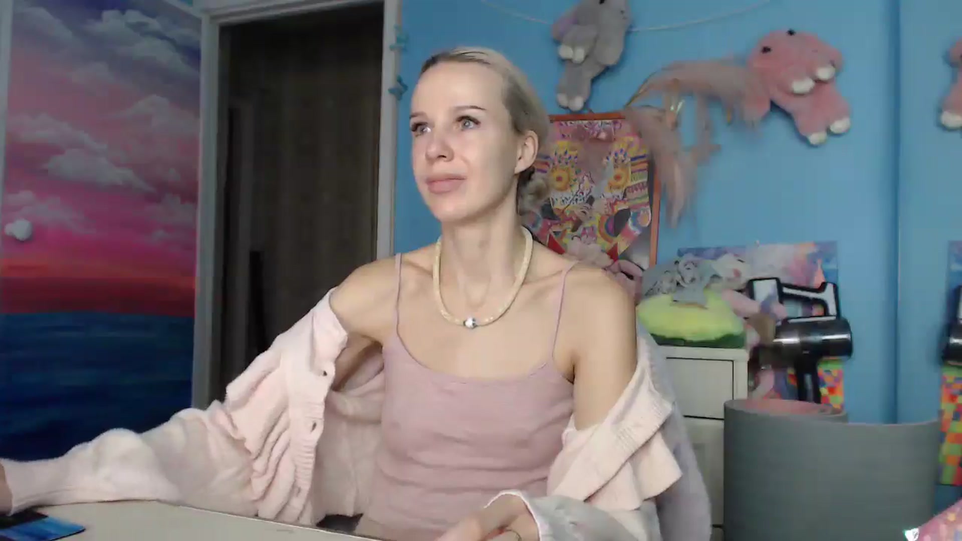 Gallery image thumbnail from Malina_kitty's myfreecams stream on, 05/28/2025, 04:06 image 13 of 20