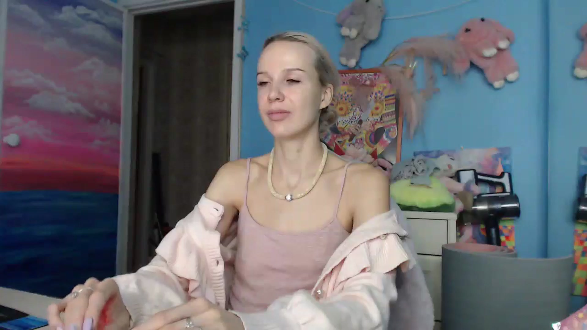 Gallery image thumbnail from Malina_kitty's myfreecams stream on, 05/28/2025, 04:06 image 14 of 20