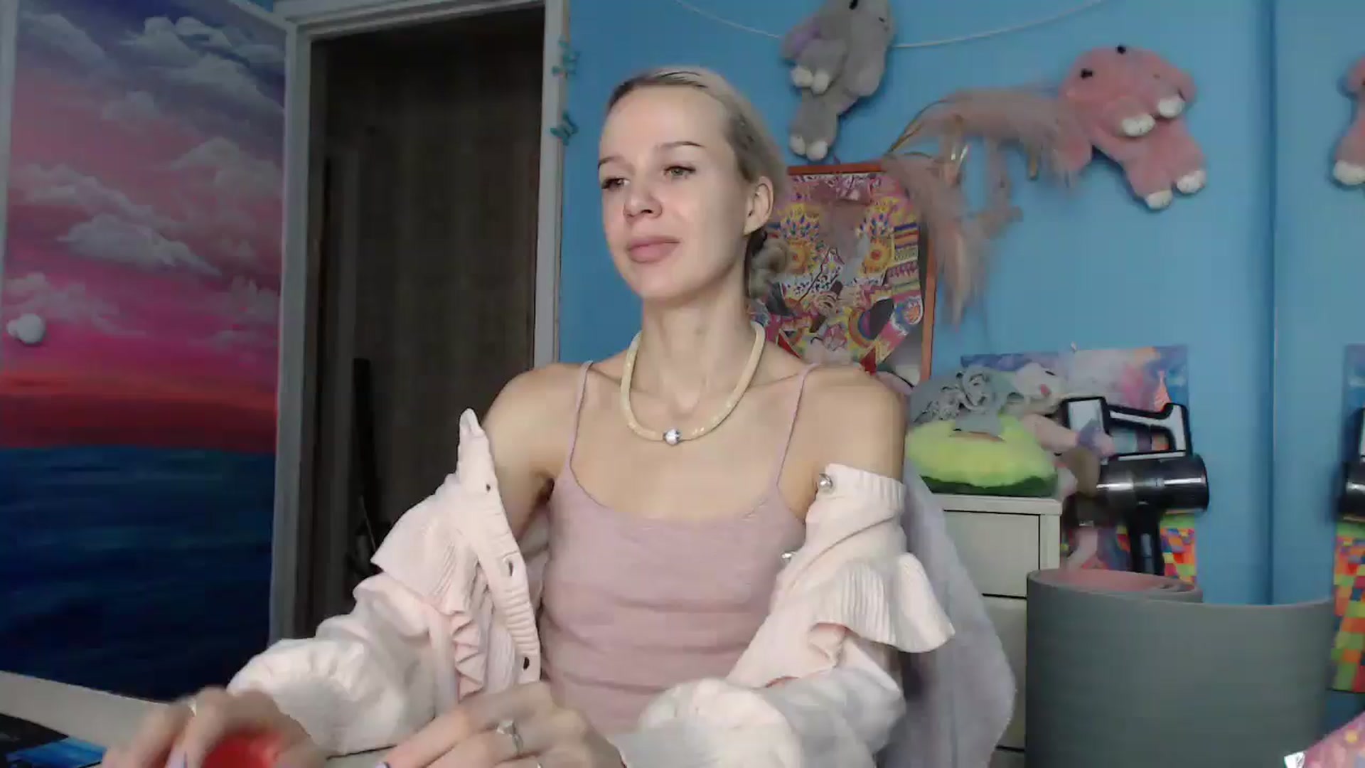 Gallery image thumbnail from Malina_kitty's myfreecams stream on, 05/28/2025, 04:06 image 1 of 20