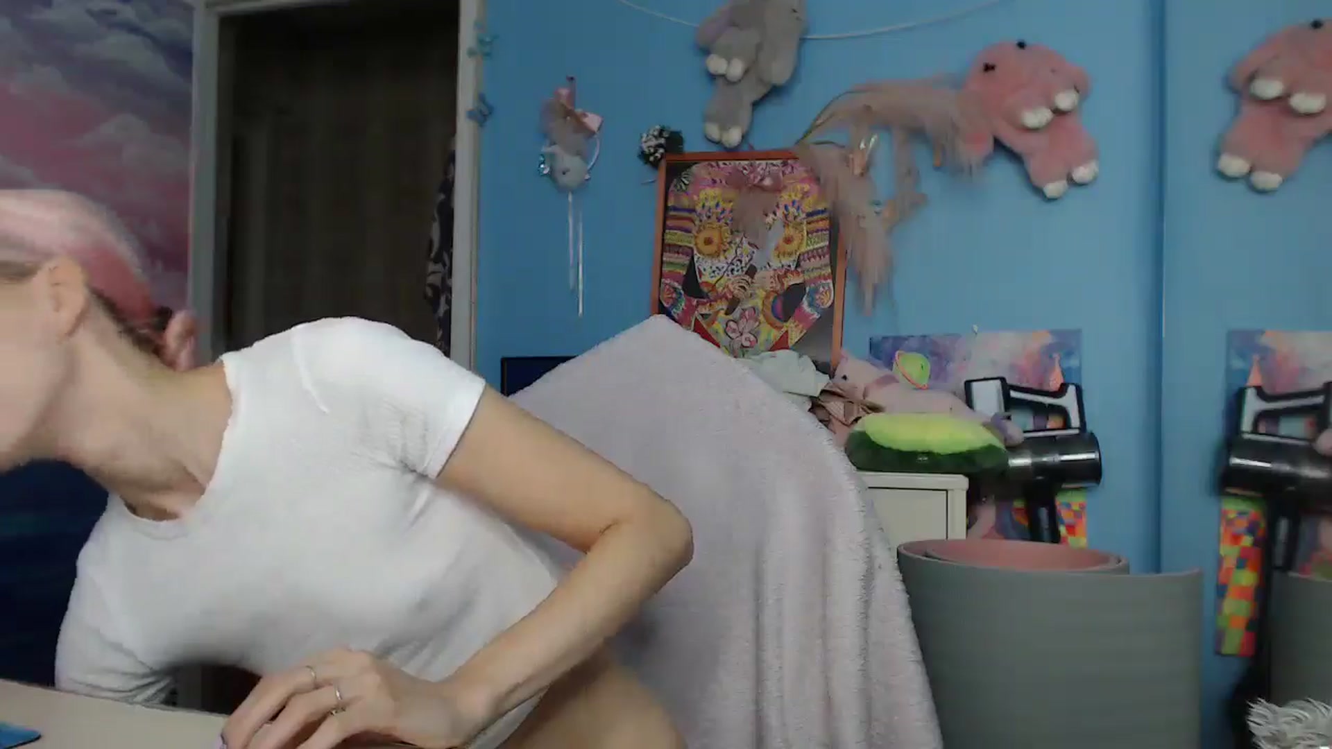 Gallery image thumbnail from Malina_kitty's myfreecams stream on, 06/01/2025, 05:12 image 12 of 20