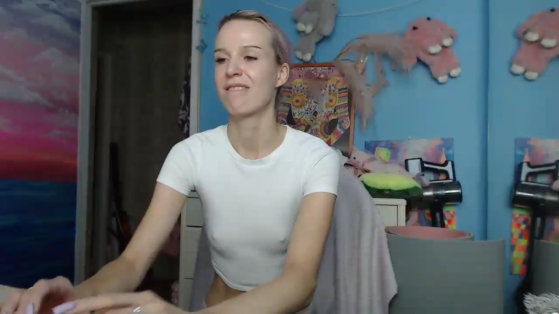 Gallery image thumbnail from Malina_kitty's myfreecams stream on, 06/01/2025, 05:12 image 14 of 20