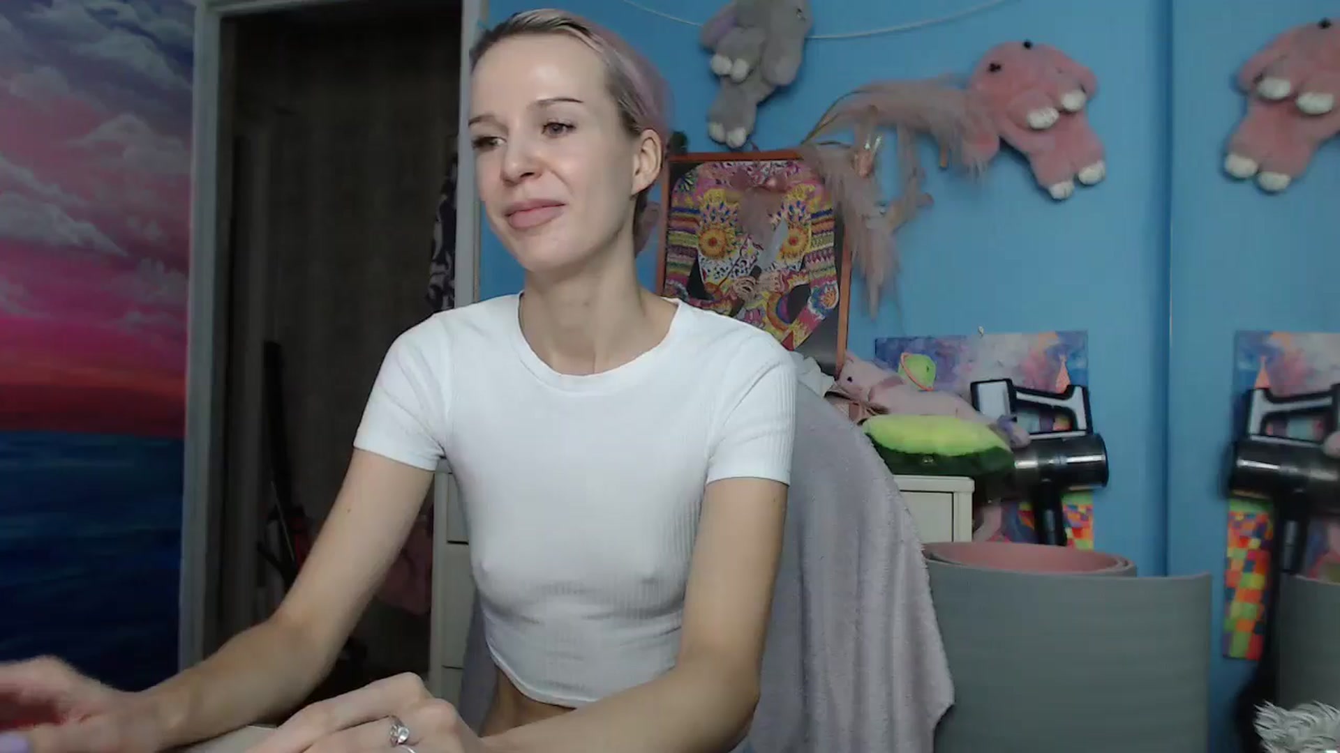 Gallery image thumbnail from Malina_kitty's myfreecams stream on, 06/01/2025, 05:12 image 16 of 20