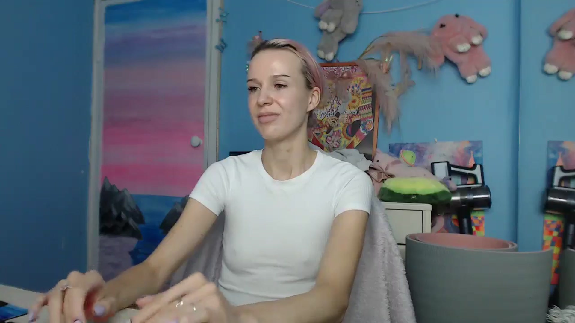 Gallery image thumbnail from Malina_kitty's myfreecams stream on, 06/01/2025, 06:27 image 3 of 20