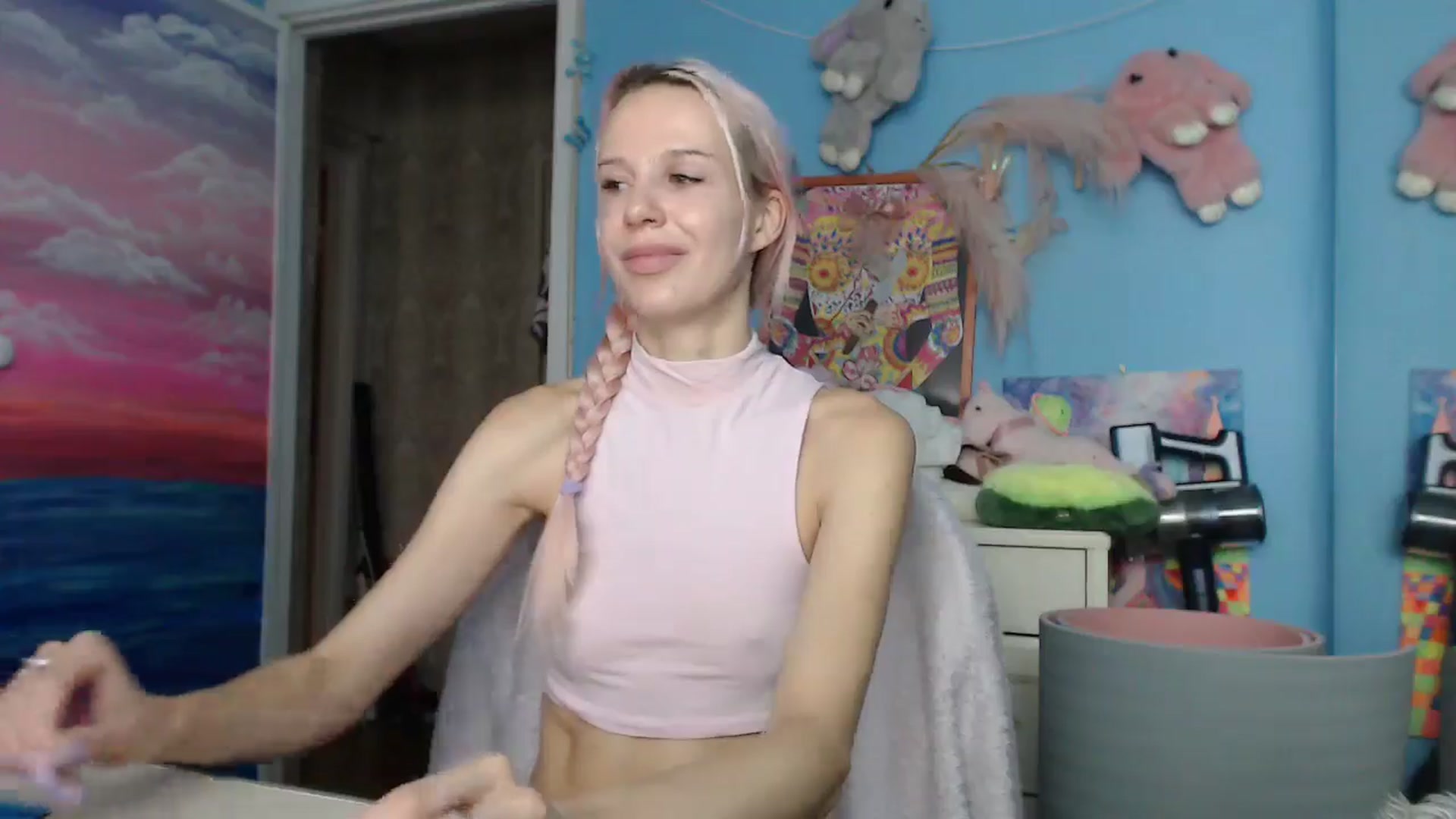 Gallery image thumbnail from Malina_kitty's myfreecams stream on, 06/02/2025, 05:01 image 6 of 20