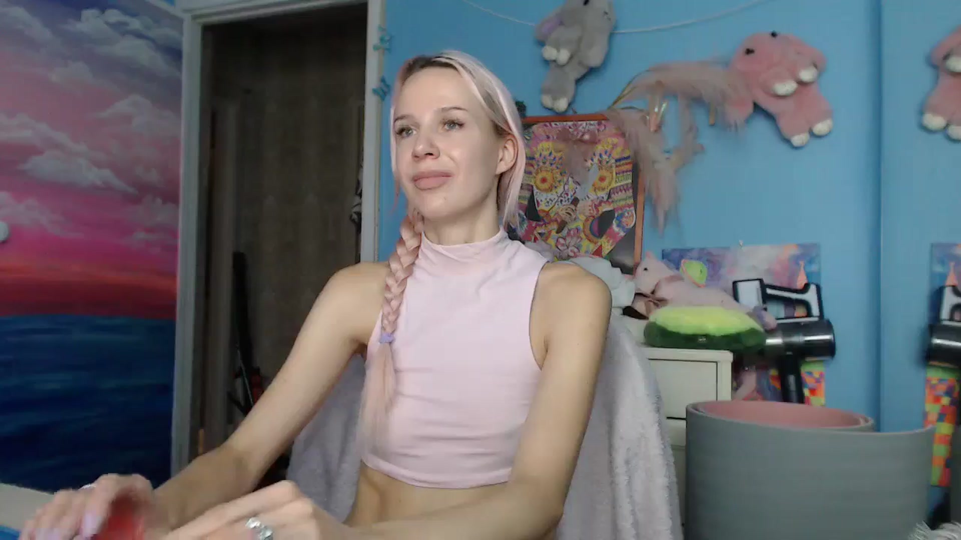 Gallery image thumbnail from Malina_kitty's myfreecams stream on, 06/02/2025, 05:01 image 9 of 20