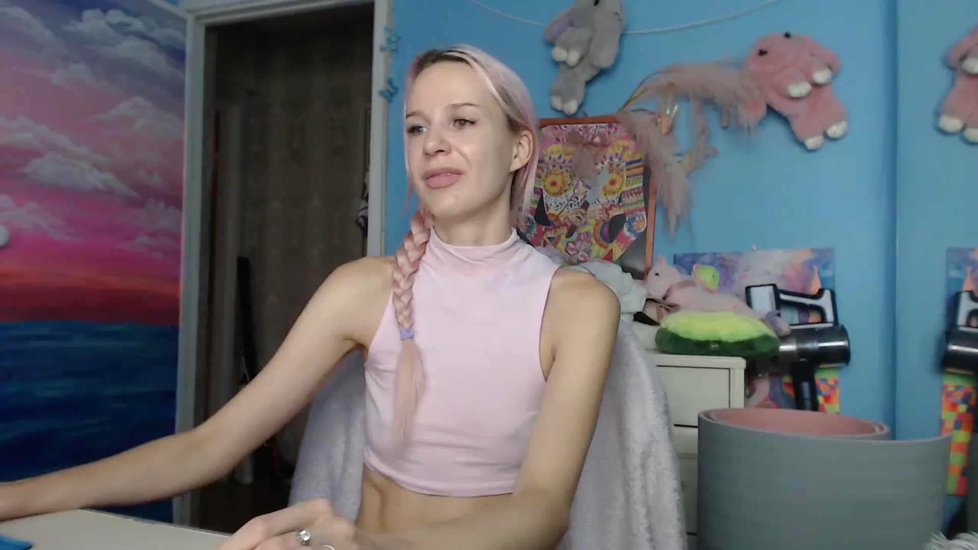Gallery image thumbnail from Malina_kitty's myfreecams stream on, 06/02/2025, 05:01 image 7 of 20