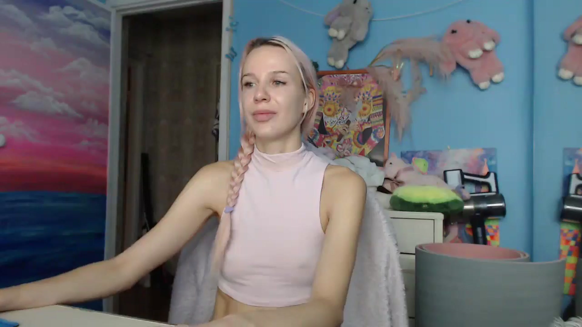 Gallery image thumbnail from Malina_kitty's myfreecams stream on, 06/02/2025, 05:01 image 3 of 20