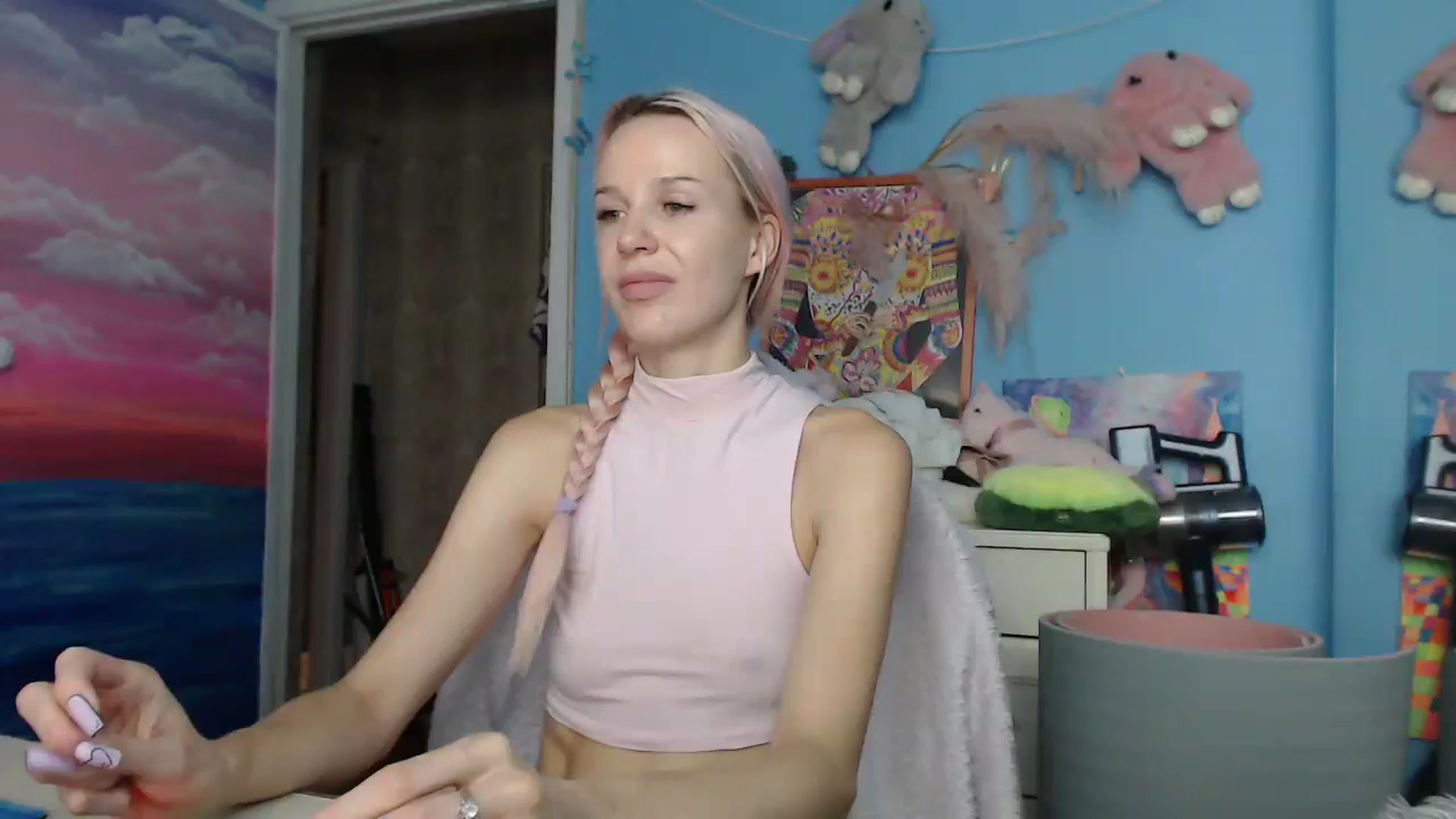 Gallery image thumbnail from Malina_kitty's myfreecams stream on, 06/02/2025, 05:01 image 1 of 20