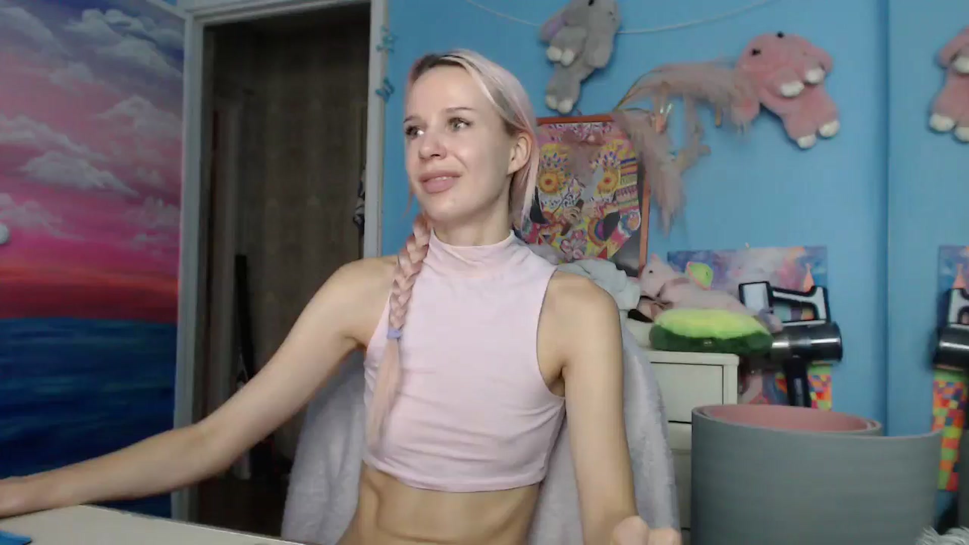 Gallery image thumbnail from Malina_kitty's myfreecams stream on, 06/02/2025, 05:01 image 8 of 20