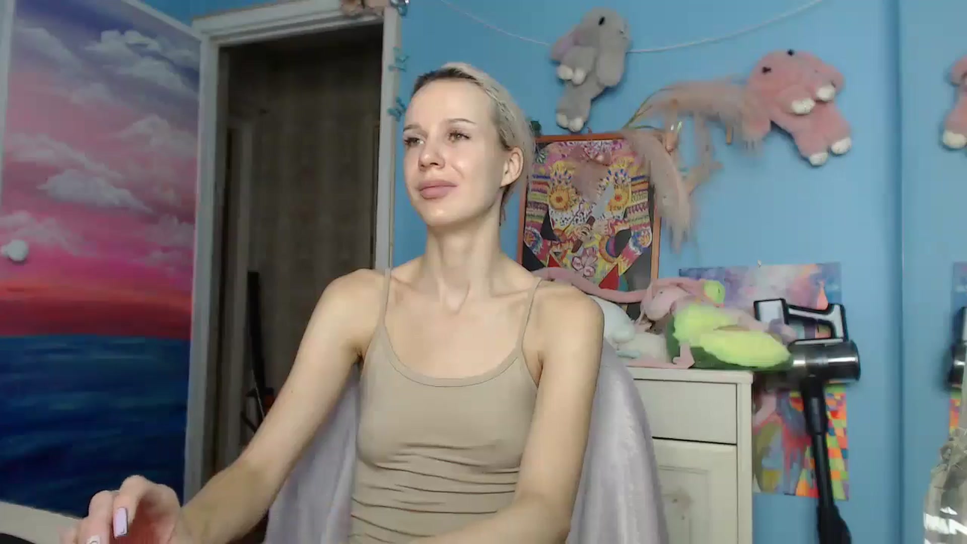 Gallery image thumbnail from Malina_kitty's myfreecams stream on, 06/06/2025, 03:51 image 15 of 20