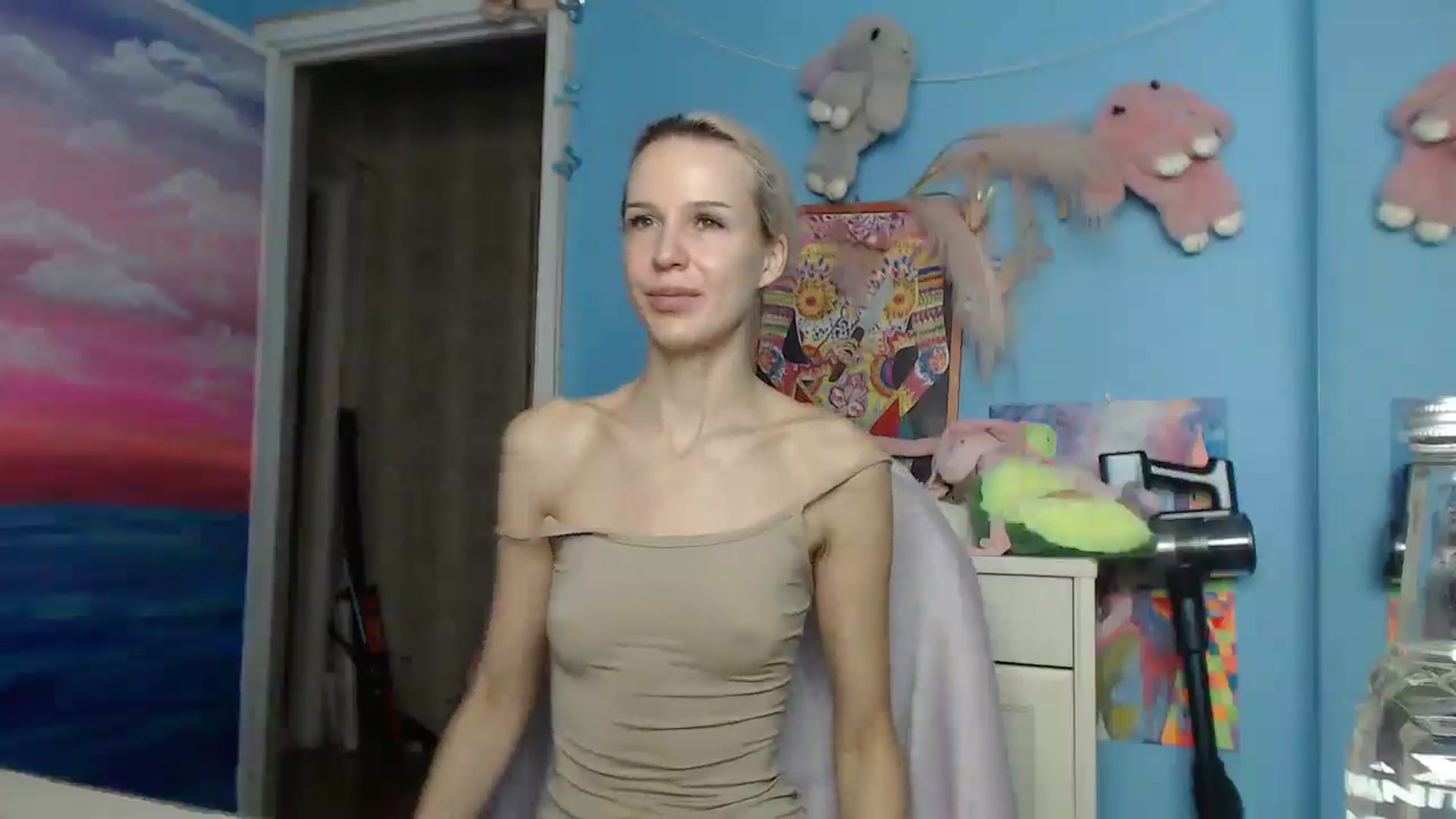 Gallery image thumbnail from Malina_kitty's myfreecams stream on, 06/06/2025, 03:51 image 10 of 20