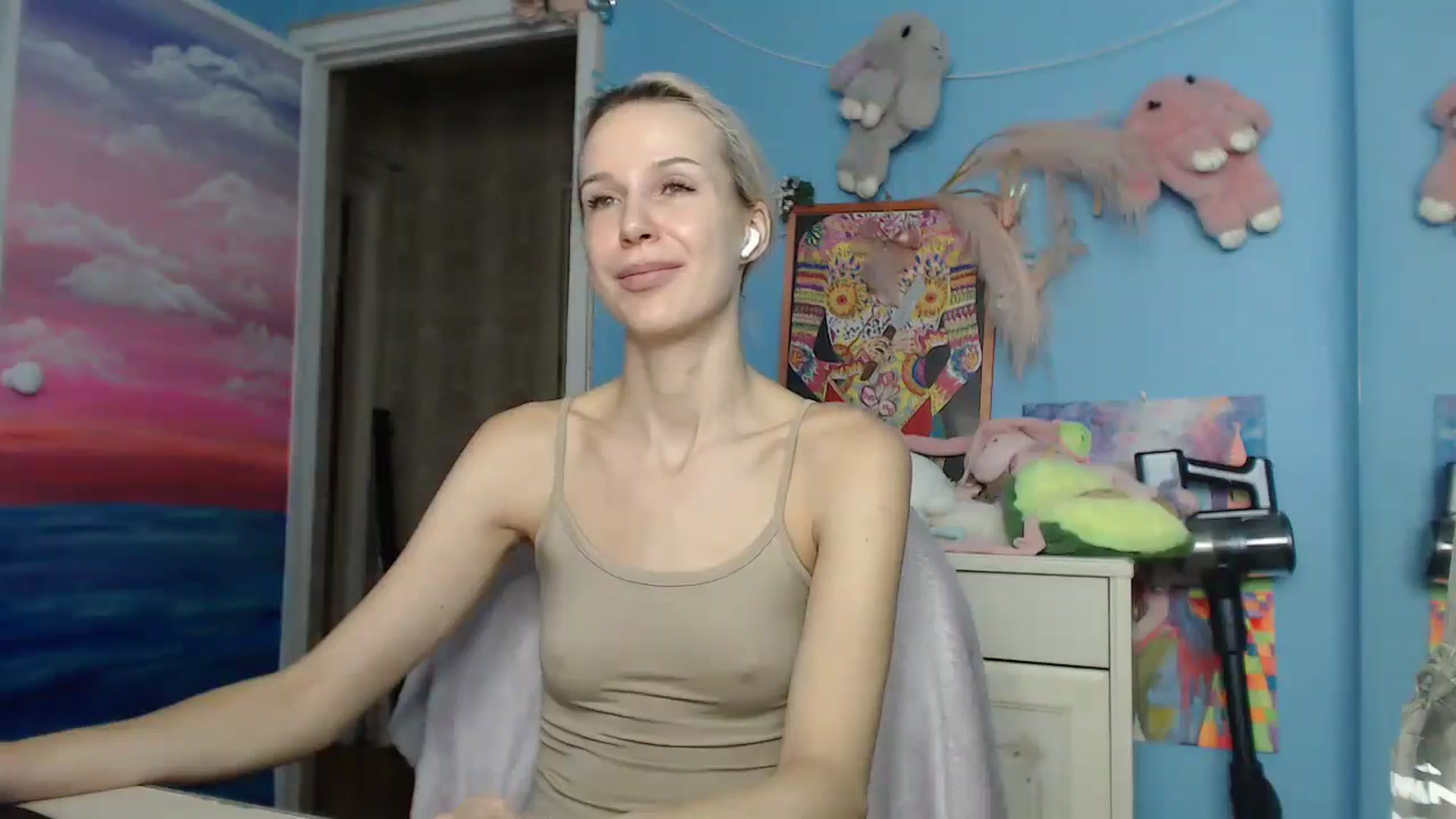 Gallery image thumbnail from Malina_kitty's myfreecams stream on, 06/06/2025, 03:51 image 20 of 20