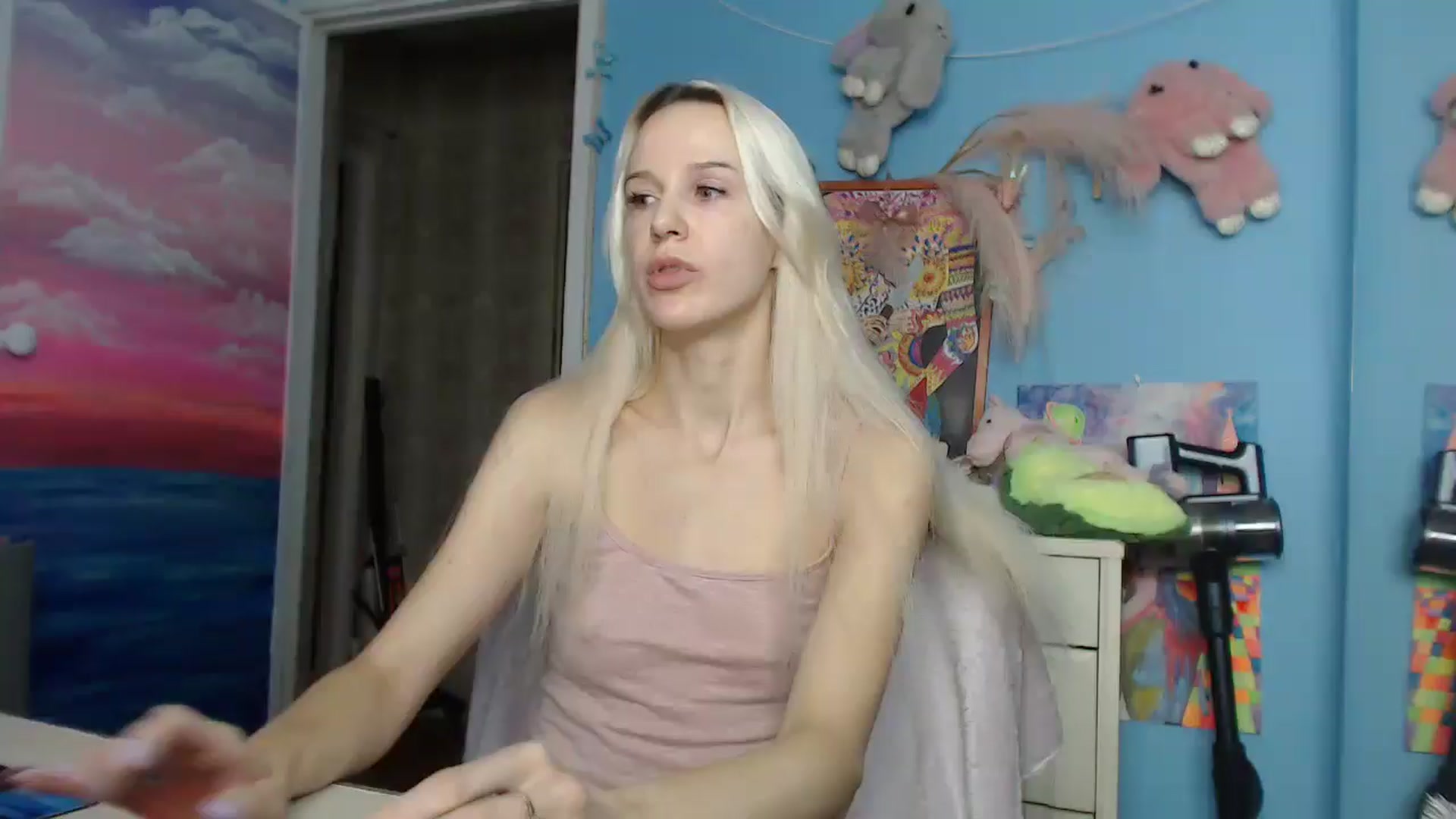 Gallery image thumbnail from Malina_kitty's myfreecams stream on, 06/08/2025, 05:52 image 14 of 20