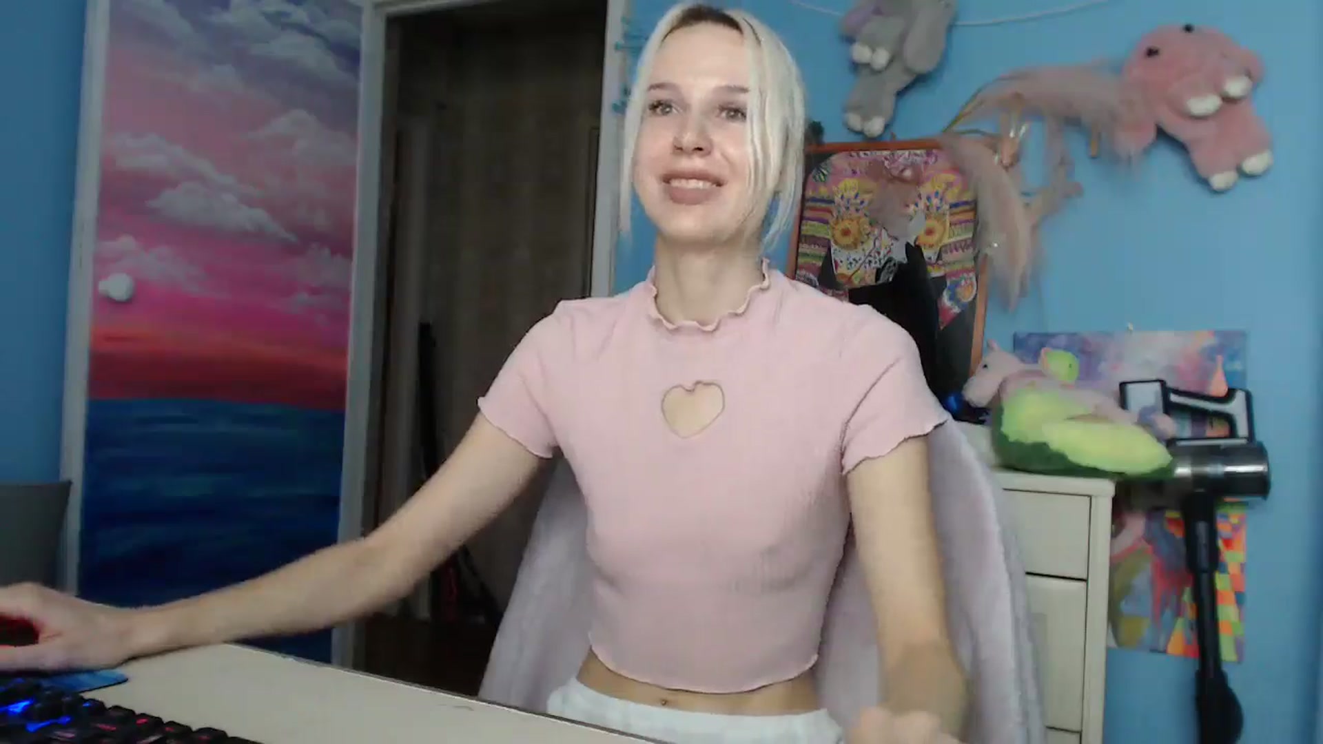 Gallery image thumbnail from Malina_kitty's myfreecams stream on, 06/11/2025, 05:16 image 8 of 20