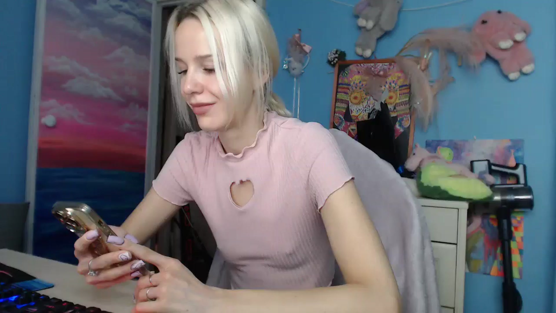 Gallery image thumbnail from Malina_kitty's myfreecams stream on, 06/11/2025, 05:16 image 1 of 20