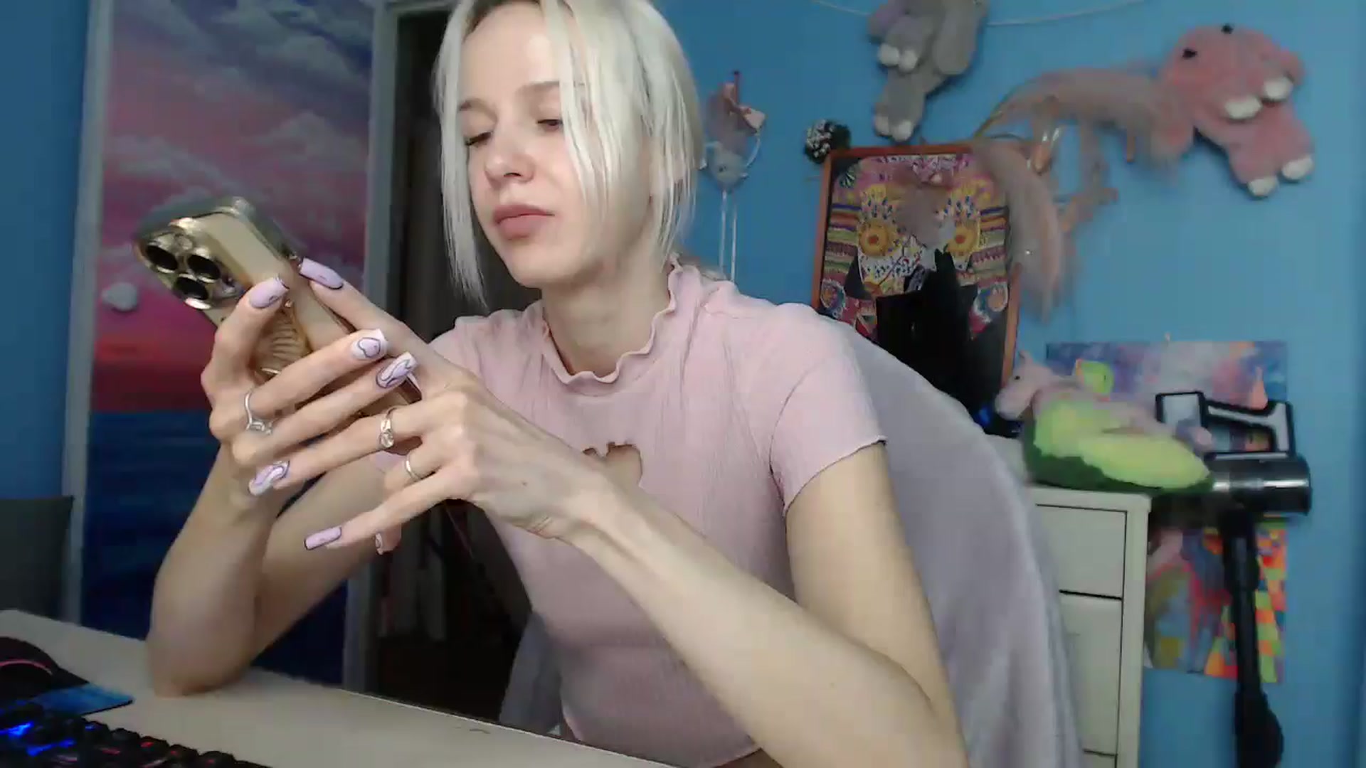 Gallery image thumbnail from Malina_kitty's myfreecams stream on, 06/11/2025, 05:16 image 6 of 20