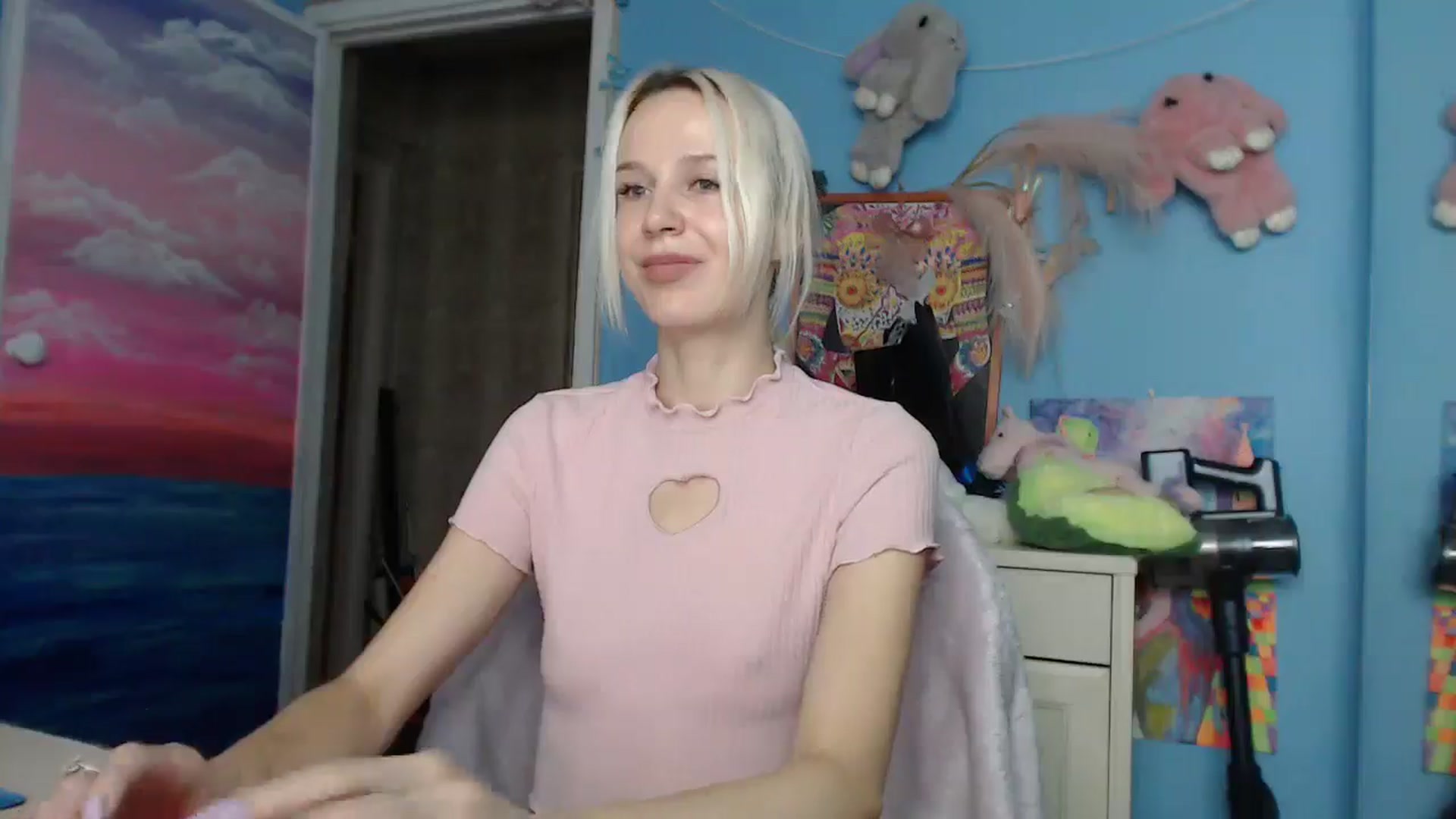 Gallery image thumbnail from Malina_kitty's myfreecams stream on, 06/11/2025, 05:16 image 14 of 20