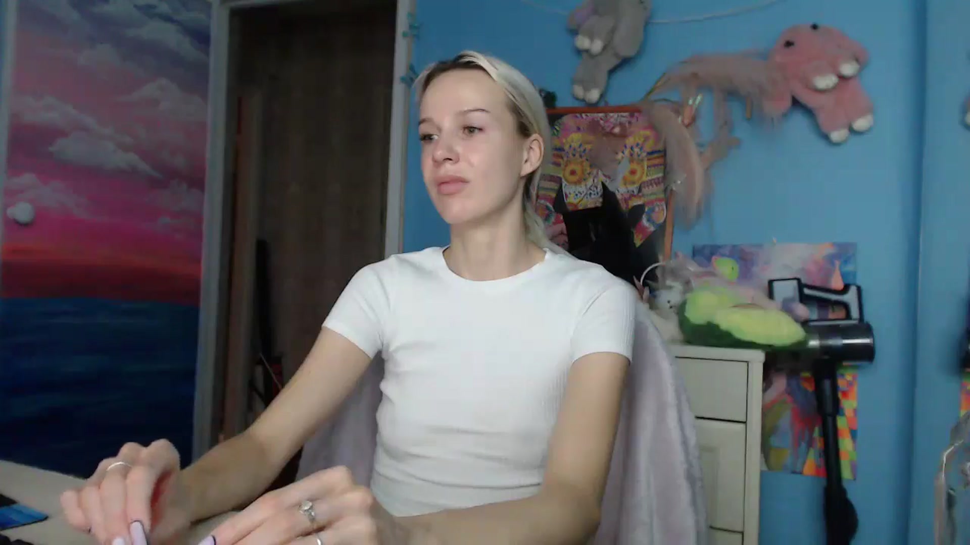 Gallery image thumbnail from Malina_kitty's myfreecams stream on, 06/15/2025, 03:50 image 19 of 20