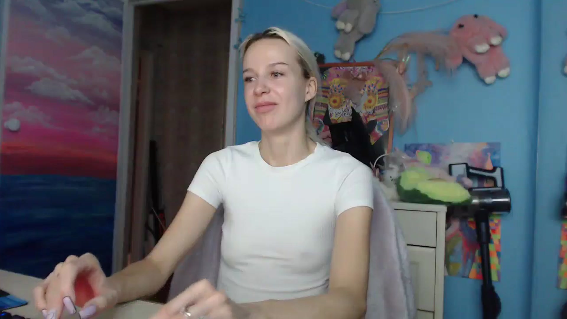 Gallery image thumbnail from Malina_kitty's myfreecams stream on, 06/15/2025, 03:50 image 4 of 20