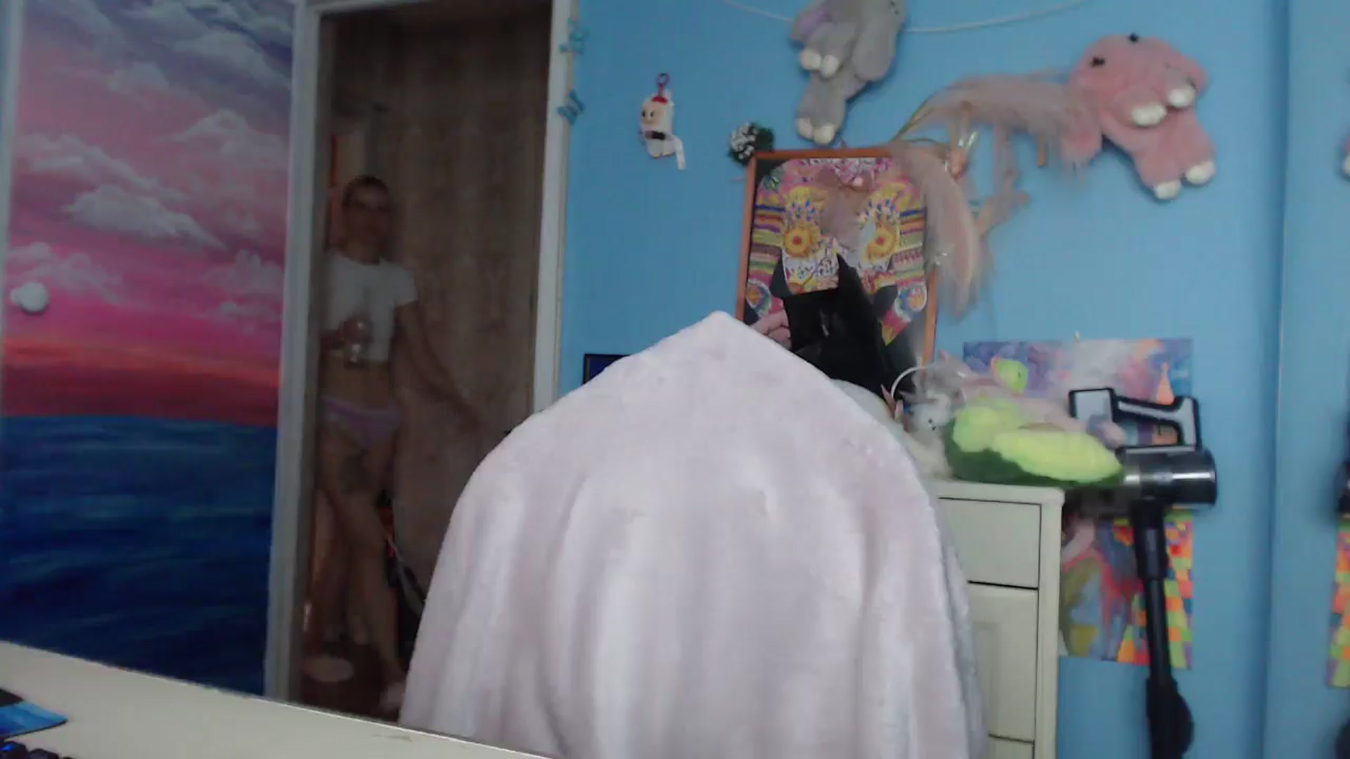 Gallery image thumbnail from Malina_kitty's myfreecams stream on, 06/15/2025, 03:50 image 10 of 20