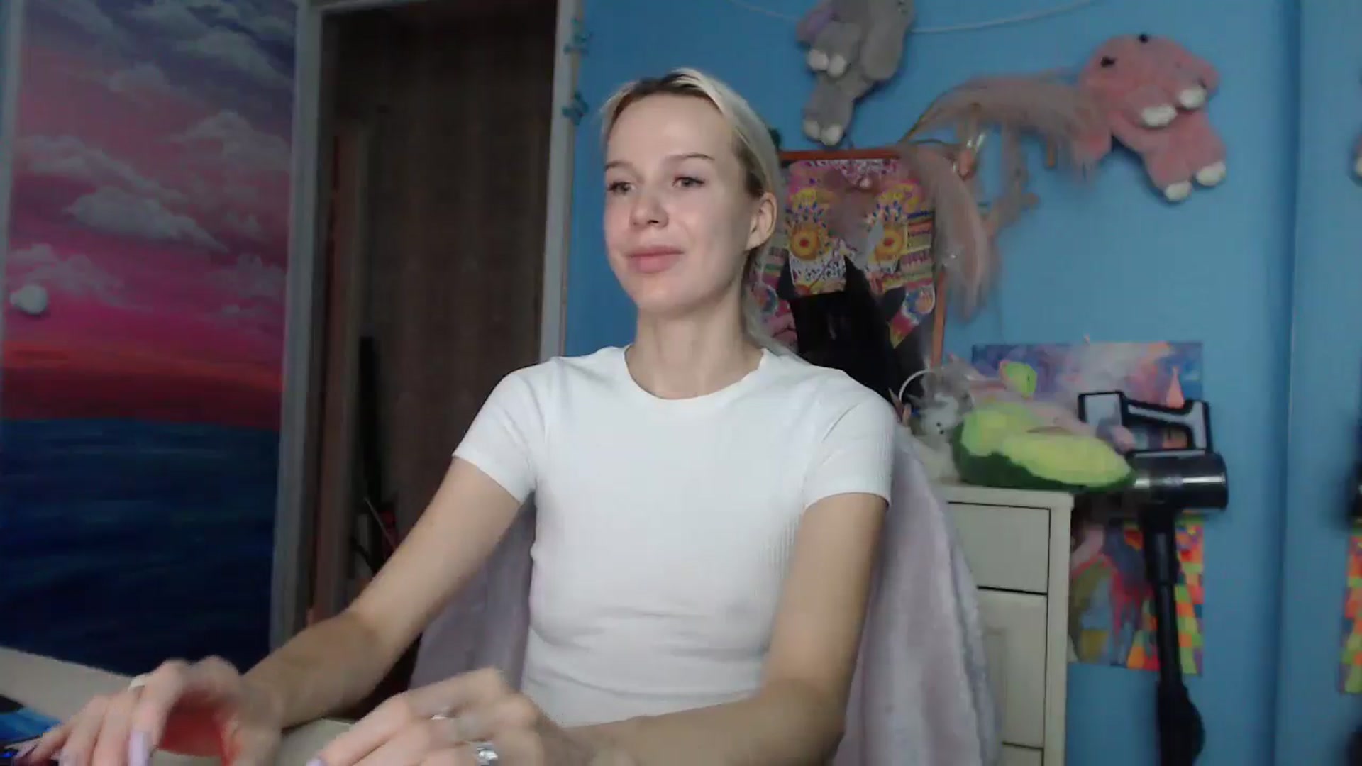 Gallery image thumbnail from Malina_kitty's myfreecams stream on, 06/15/2025, 03:50 image 9 of 20