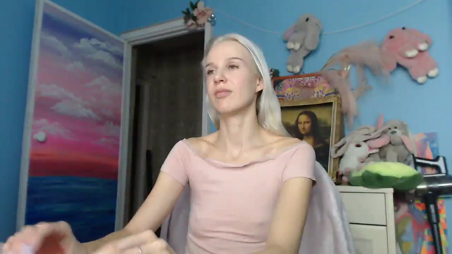 Gallery image thumbnail from Malina_kitty's myfreecams stream on, 06/19/2025, 06:05 image 11 of 20