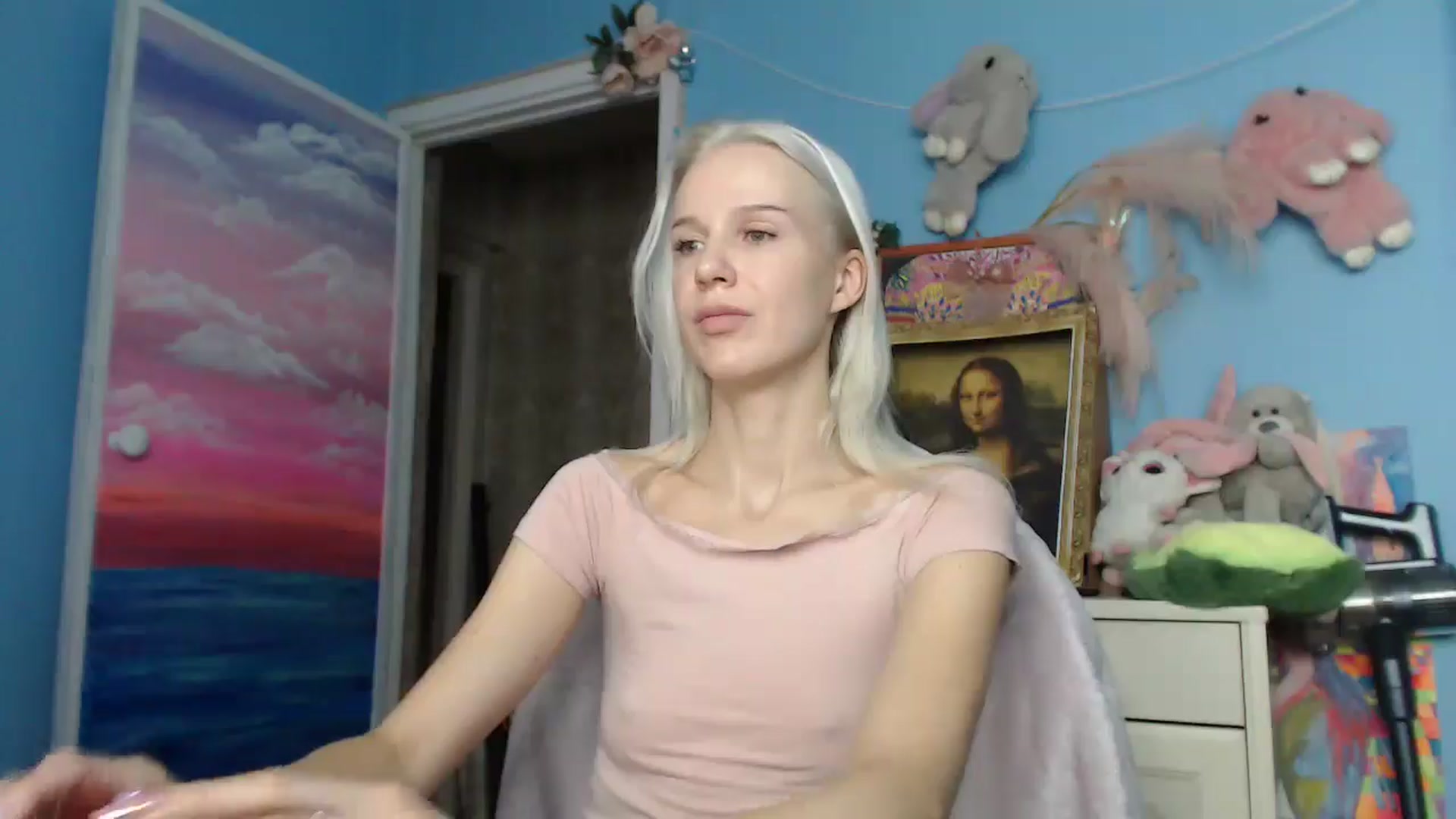 Gallery image thumbnail from Malina_kitty's myfreecams stream on, 06/19/2025, 06:05 image 15 of 20