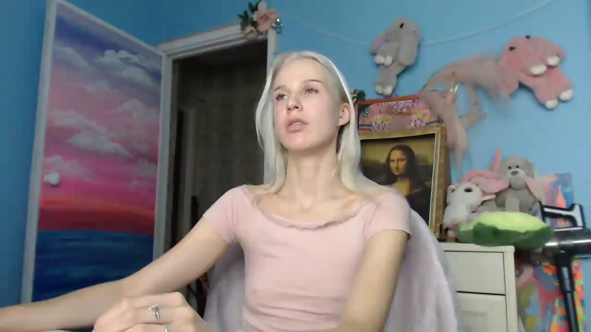 Gallery image thumbnail from Malina_kitty's myfreecams stream on, 06/19/2025, 06:05 image 16 of 20