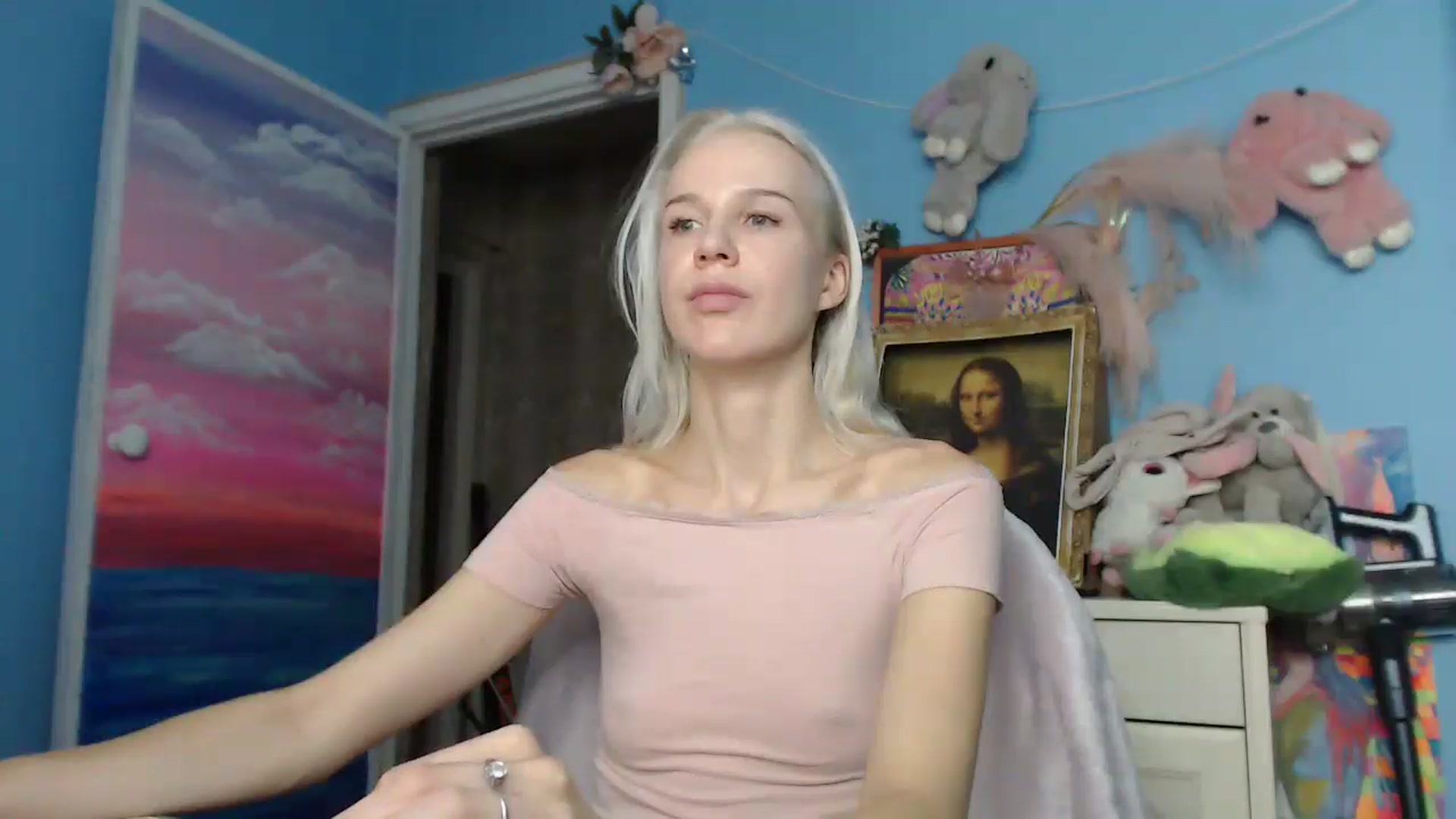 Gallery image thumbnail from Malina_kitty's myfreecams stream on, 06/19/2025, 06:05 image 10 of 20