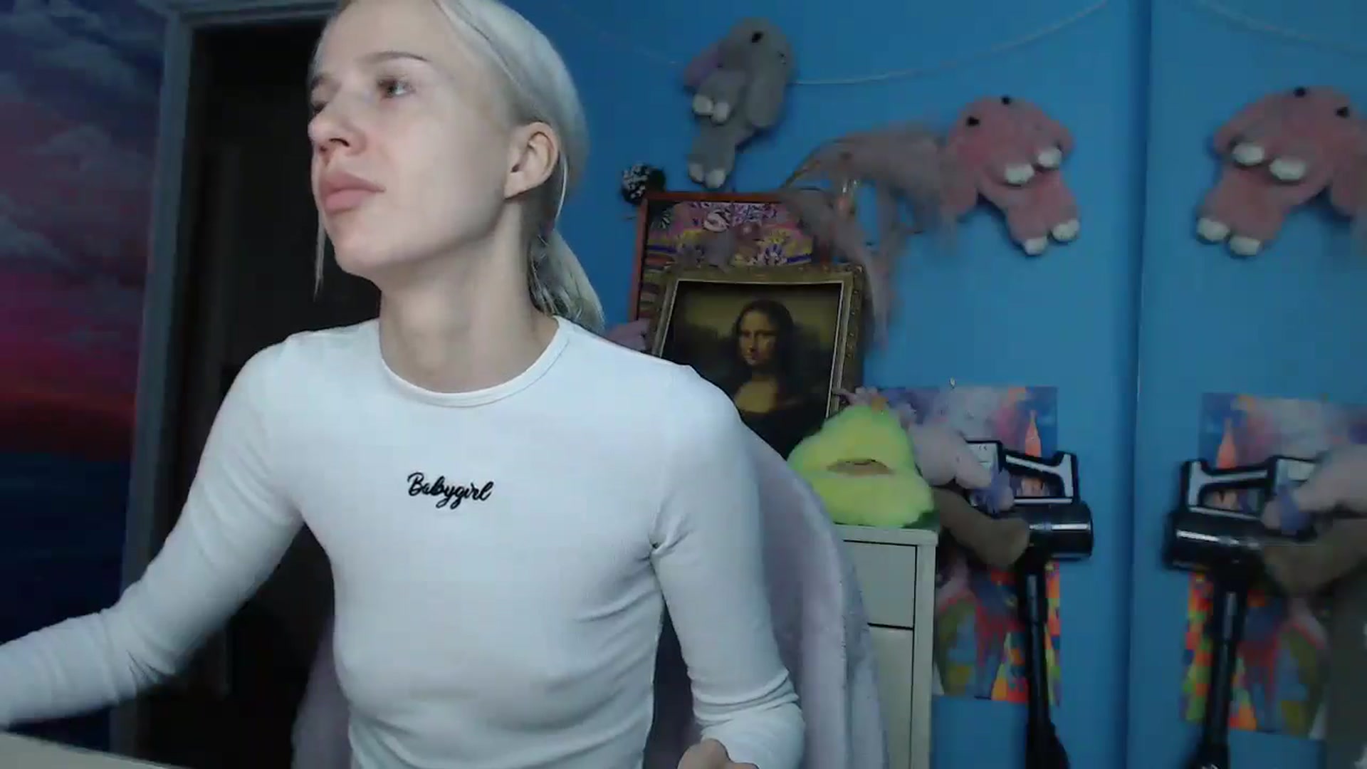 Gallery image thumbnail from Malina_kitty's myfreecams stream on, 06/23/2025, 03:57 image 17 of 20