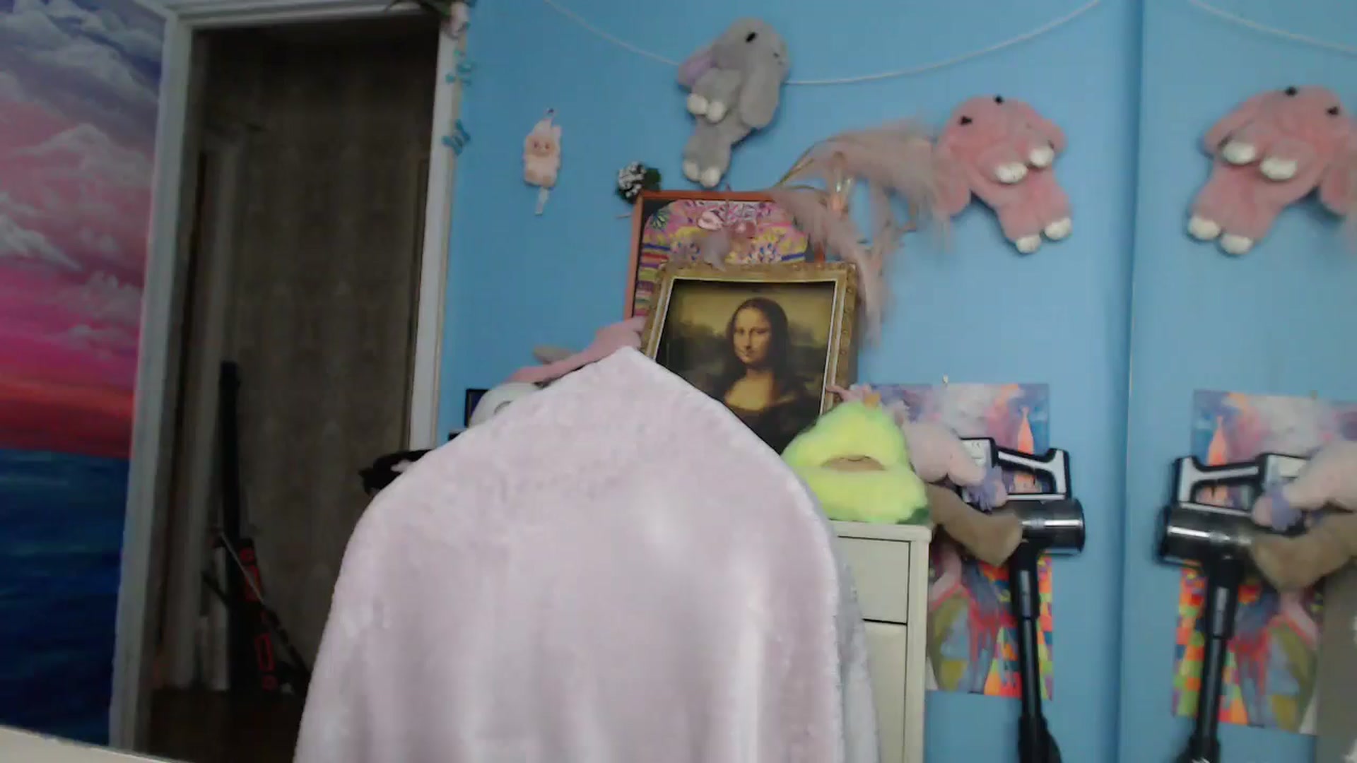 Gallery image thumbnail from Malina_kitty's myfreecams stream on, 06/23/2025, 03:57 image 20 of 20