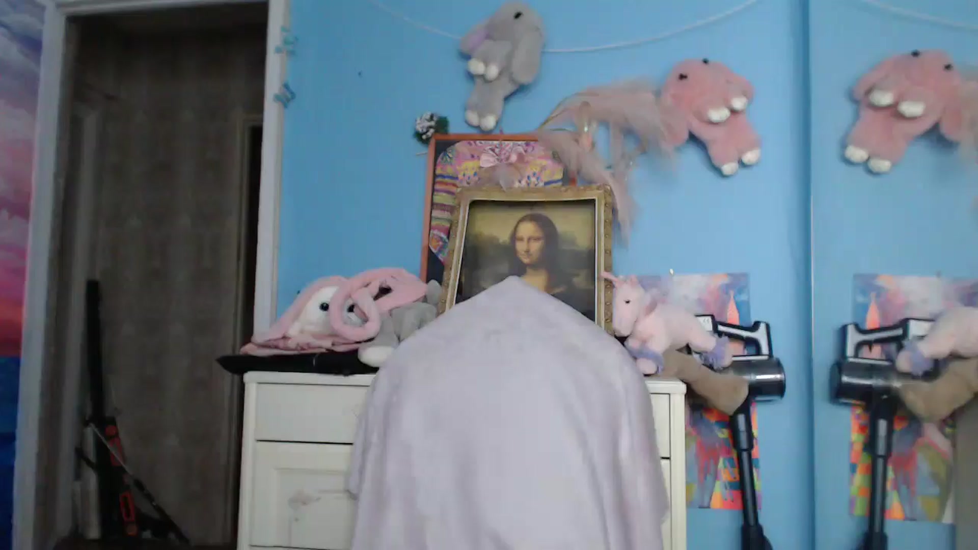 Gallery image thumbnail from Malina_kitty's myfreecams stream on, 07/04/2025, 03:41 image 8 of 20