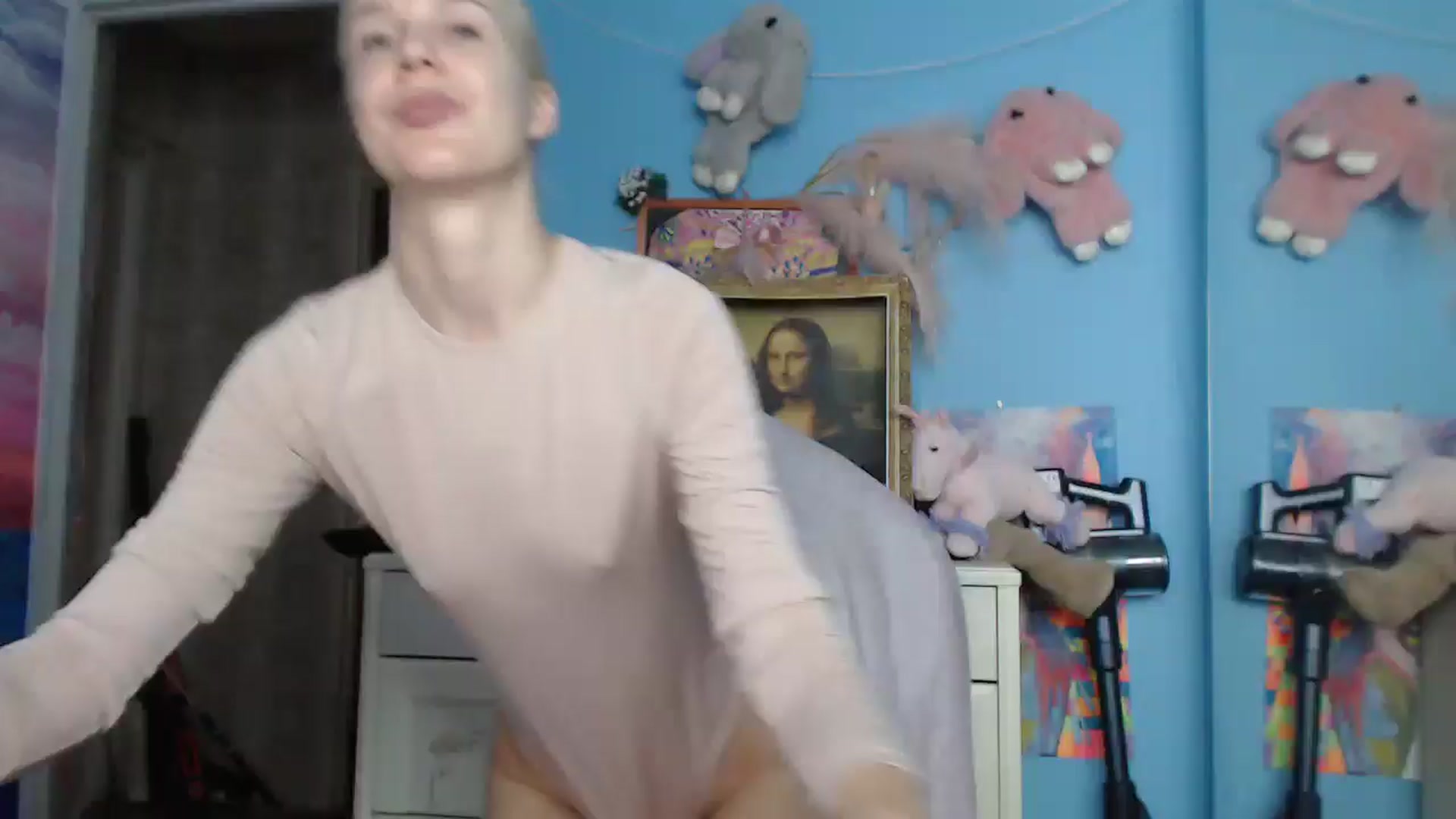 Gallery image thumbnail from Malina_kitty's myfreecams stream on, 07/04/2025, 03:41 image 12 of 20