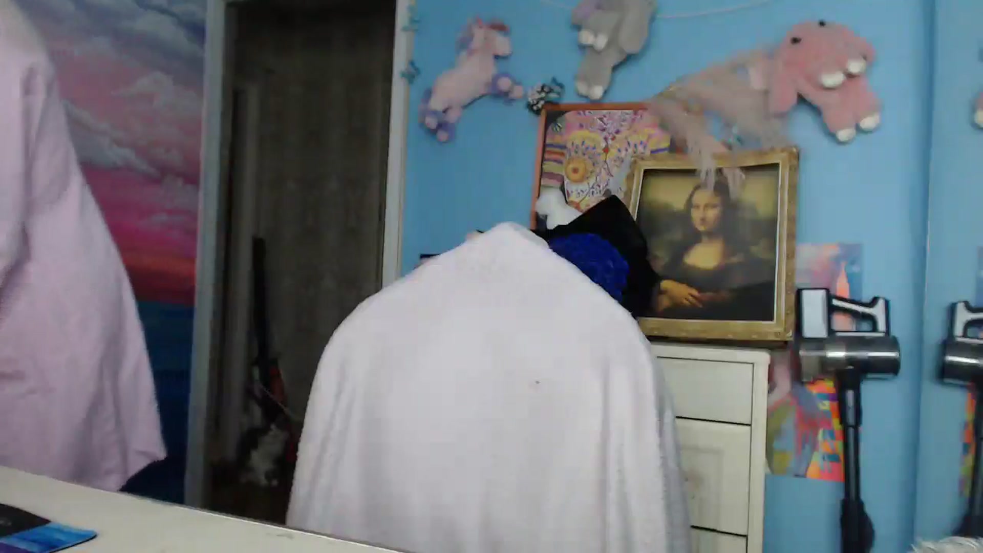 Gallery image thumbnail from Malina_kitty's myfreecams stream on, 08/13/2025, 04:17 image 3 of 20