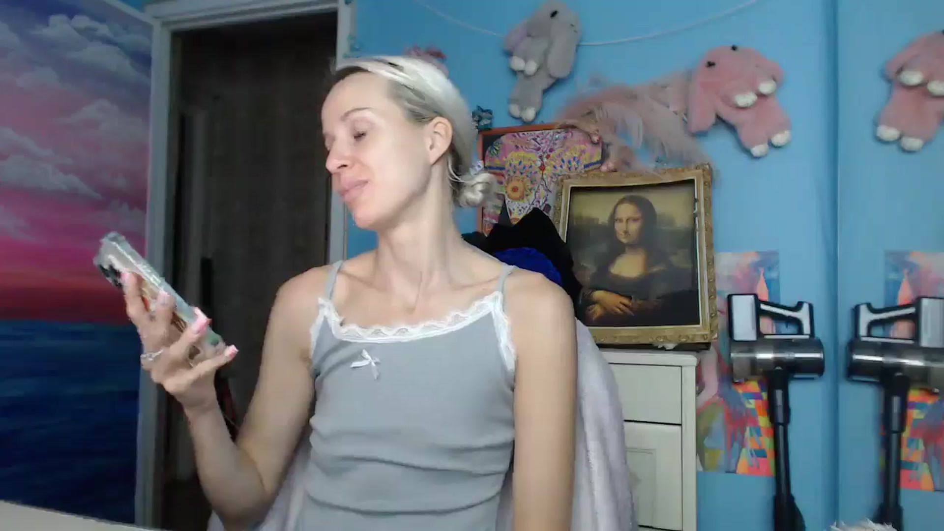Gallery image thumbnail from Malina_kitty's myfreecams stream on, 08/18/2025, 05:20 image 15 of 20