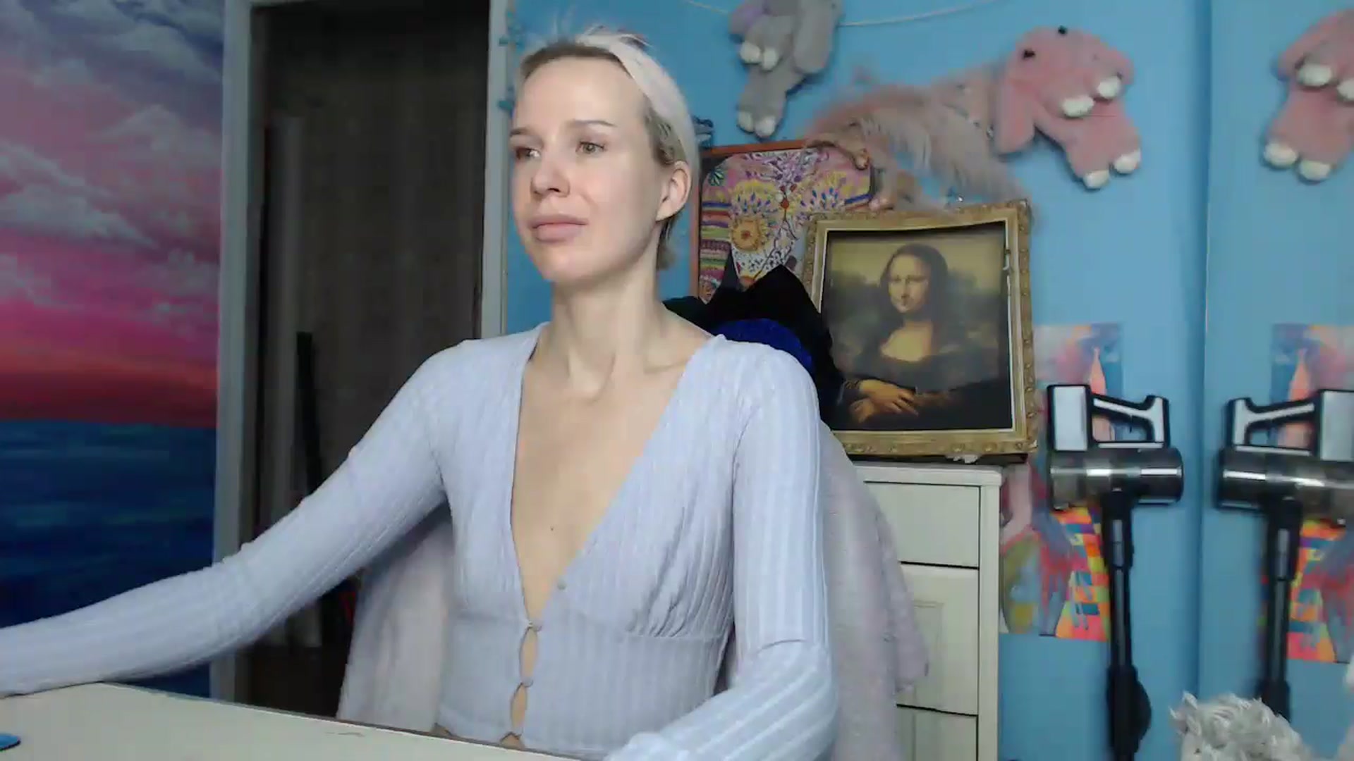 Gallery image thumbnail from Malina_kitty's myfreecams stream on, 08/19/2025, 04:16 image 6 of 20