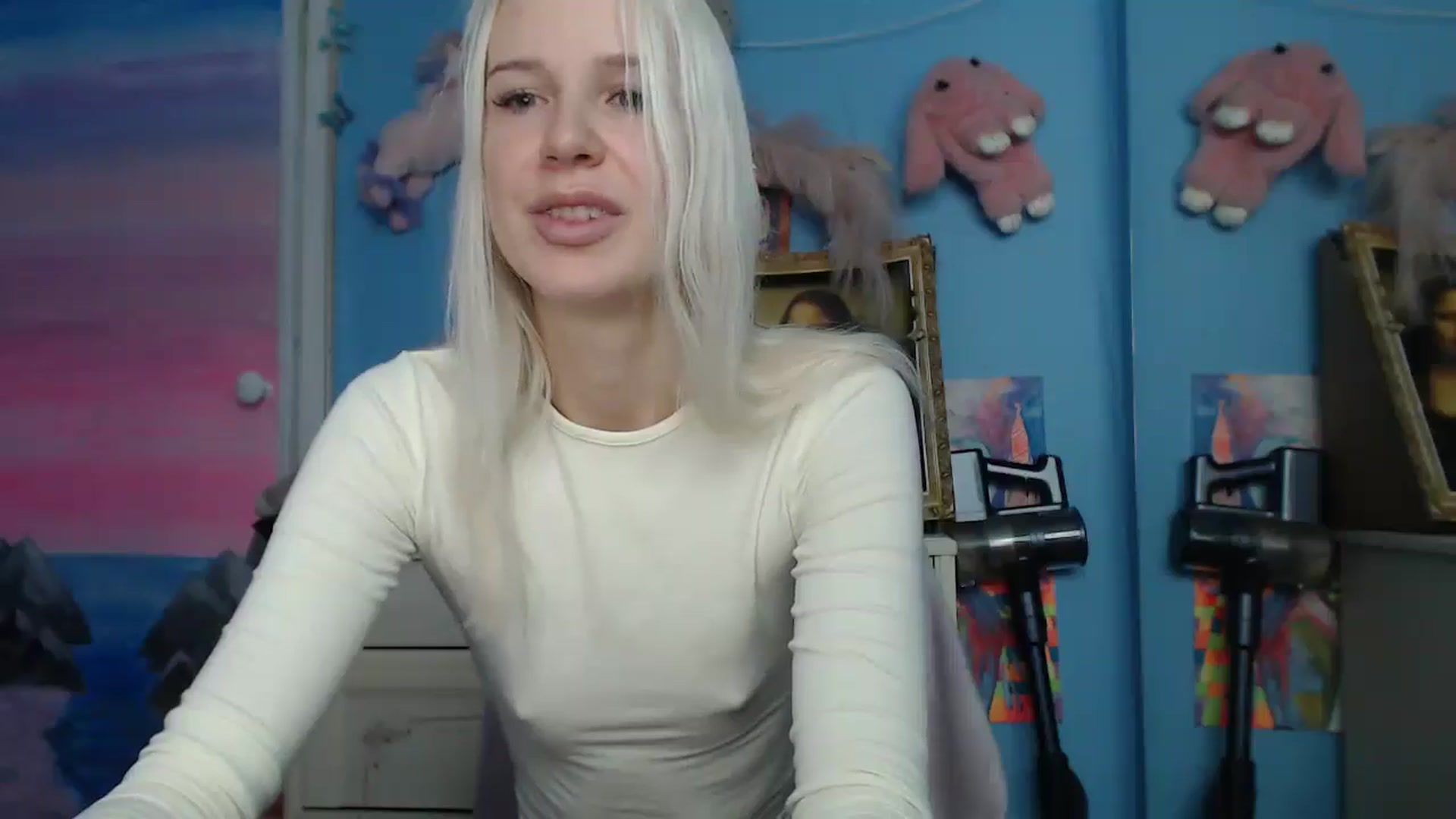 Gallery image thumbnail from Malina_kitty's myfreecams stream on, 10/02/2025, 05:17 image 6 of 20